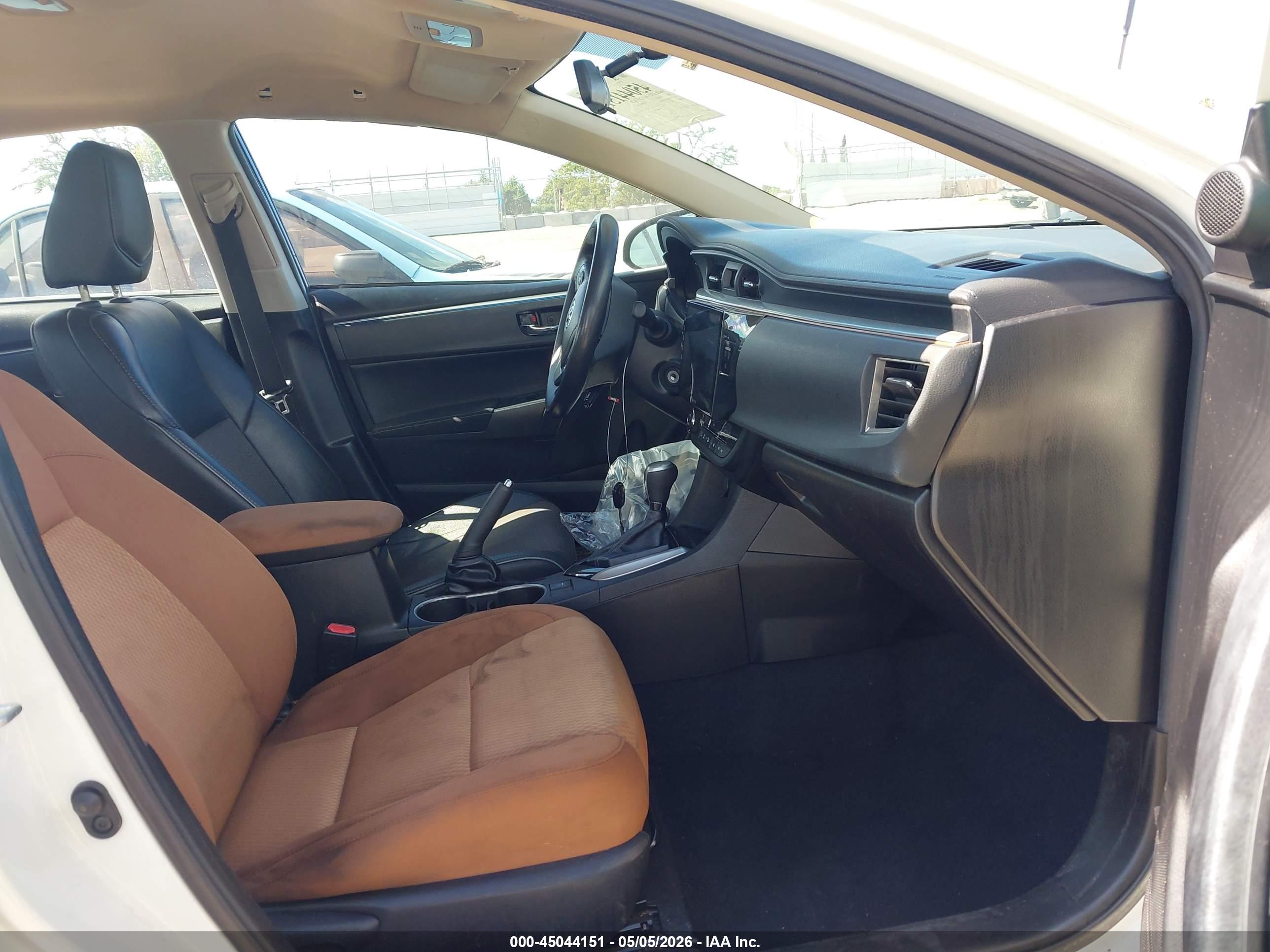 TOYOTA COROLLA image 5