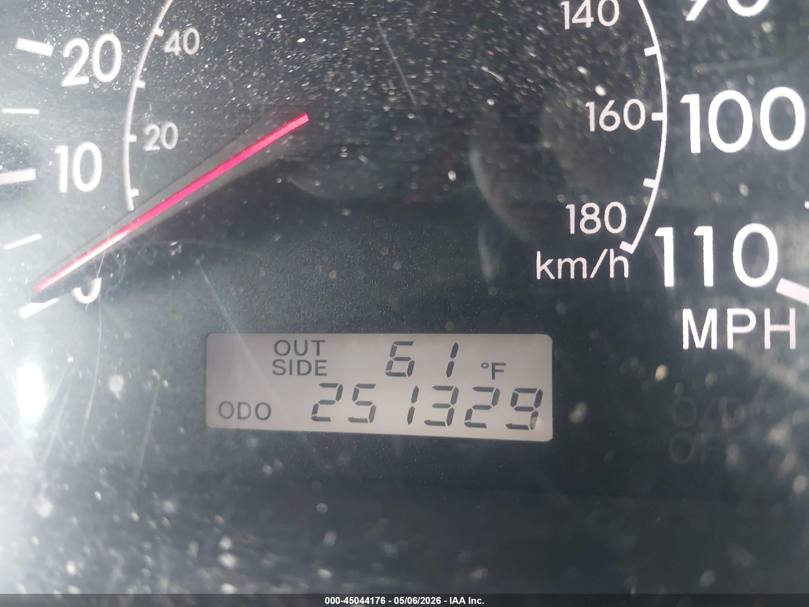 TOYOTA COROLLA image 7