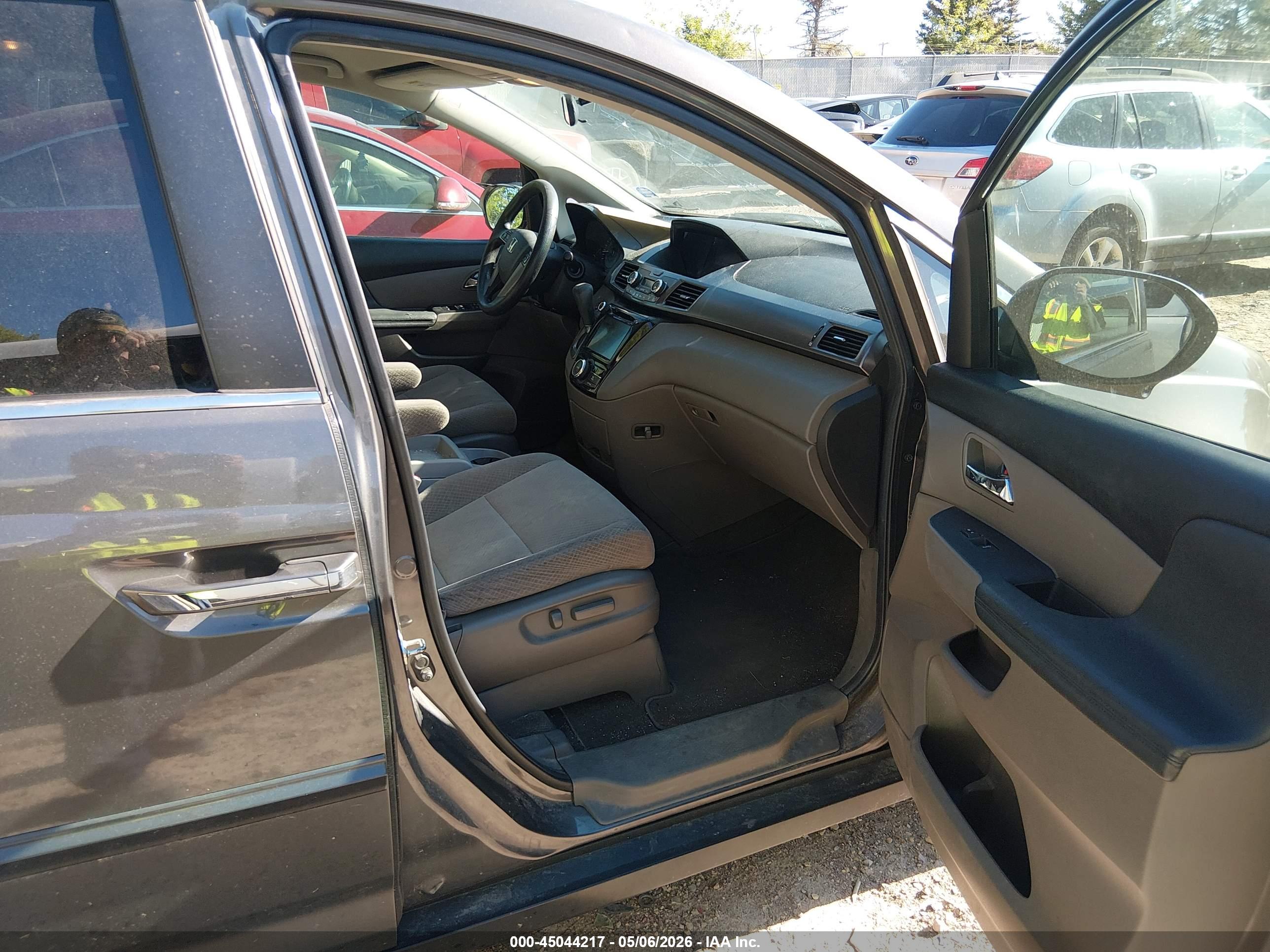 HONDA ODYSSEY image 5