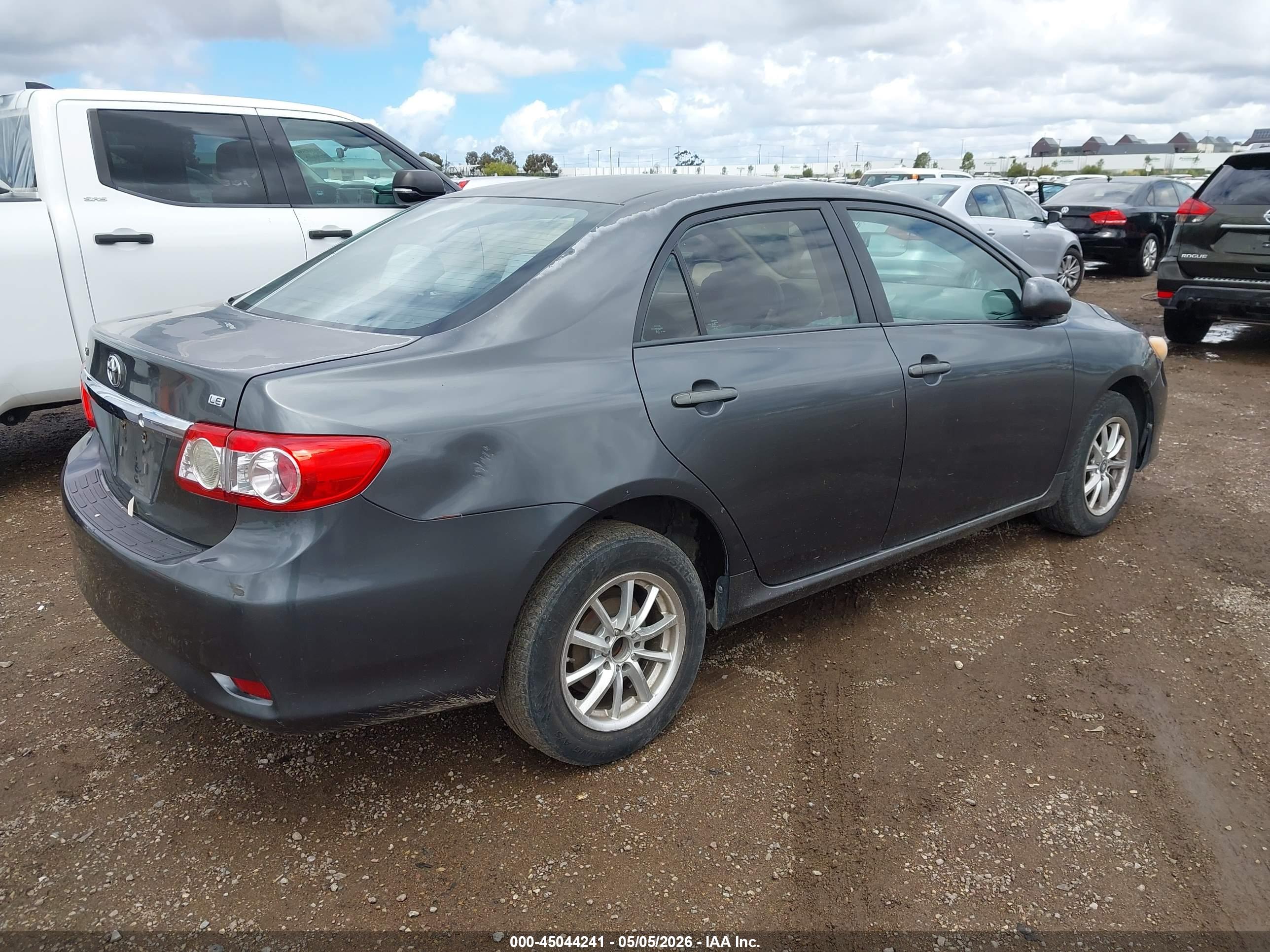 TOYOTA COROLLA image 4