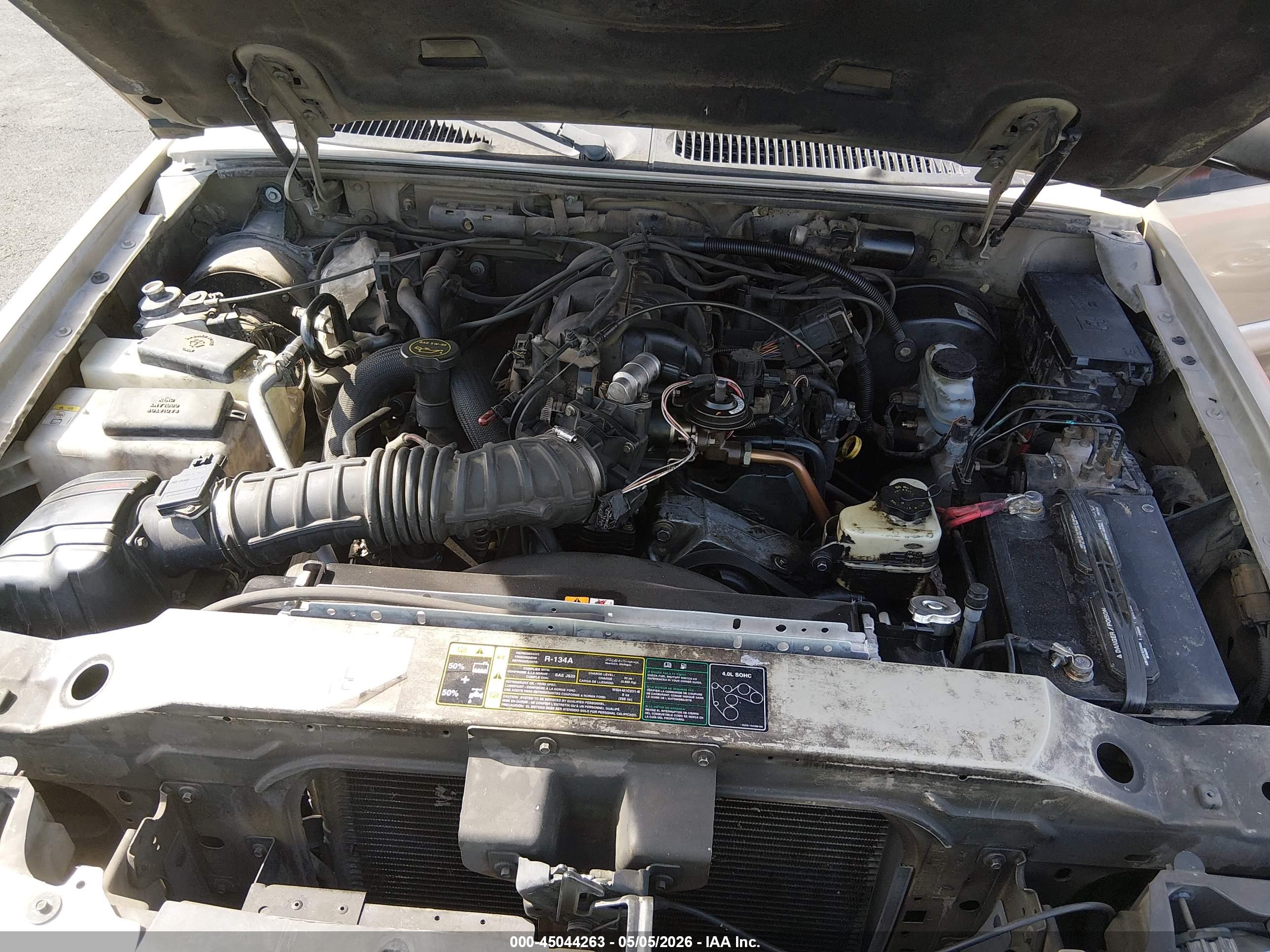 FORD EXPLORER image 10