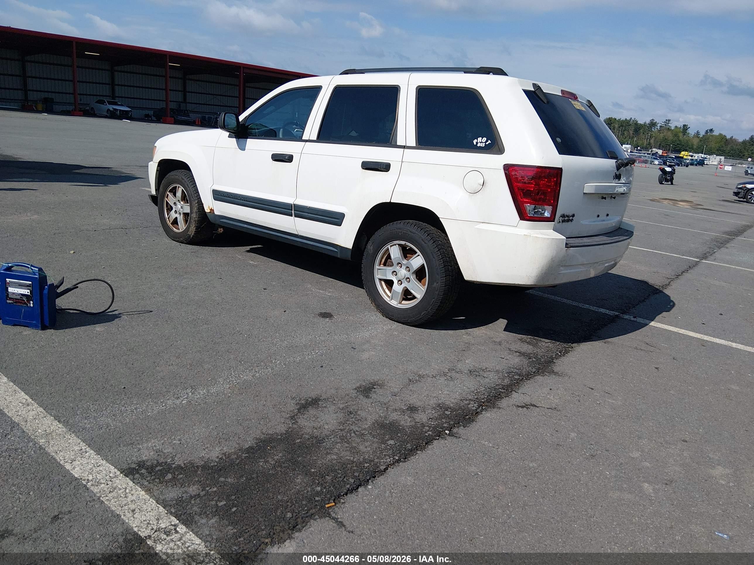 JEEP GRAND image 3