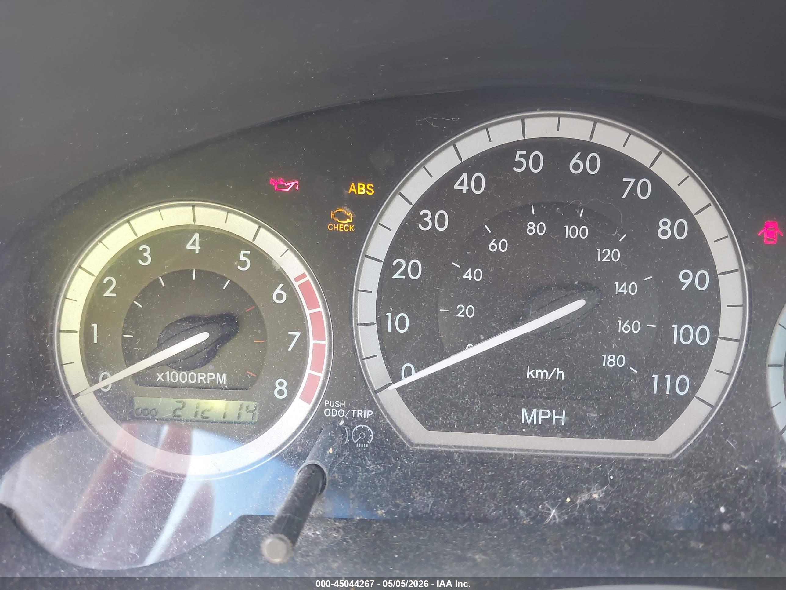 TOYOTA SIENNA image 7