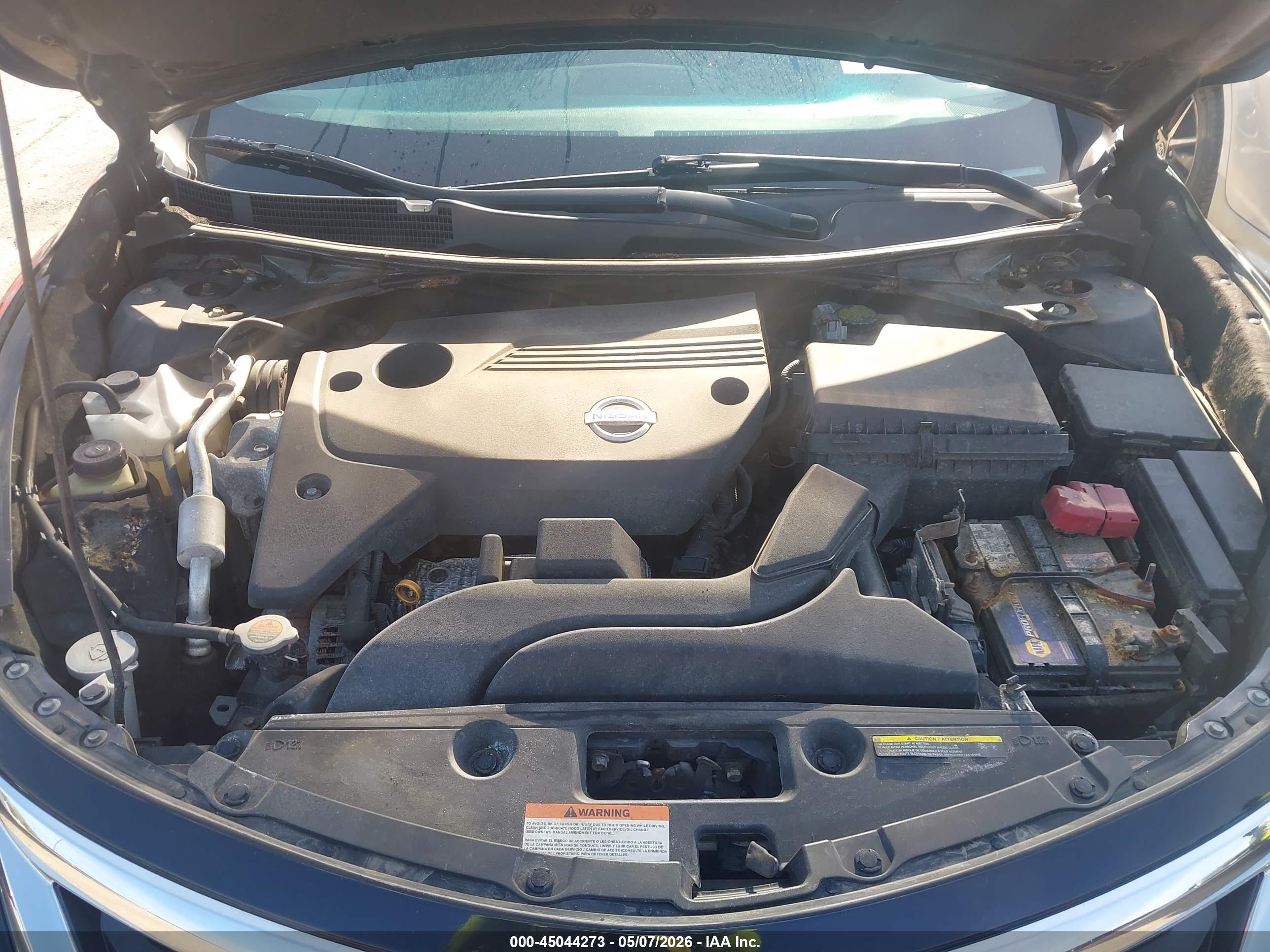 NISSAN ALTIMA image 10