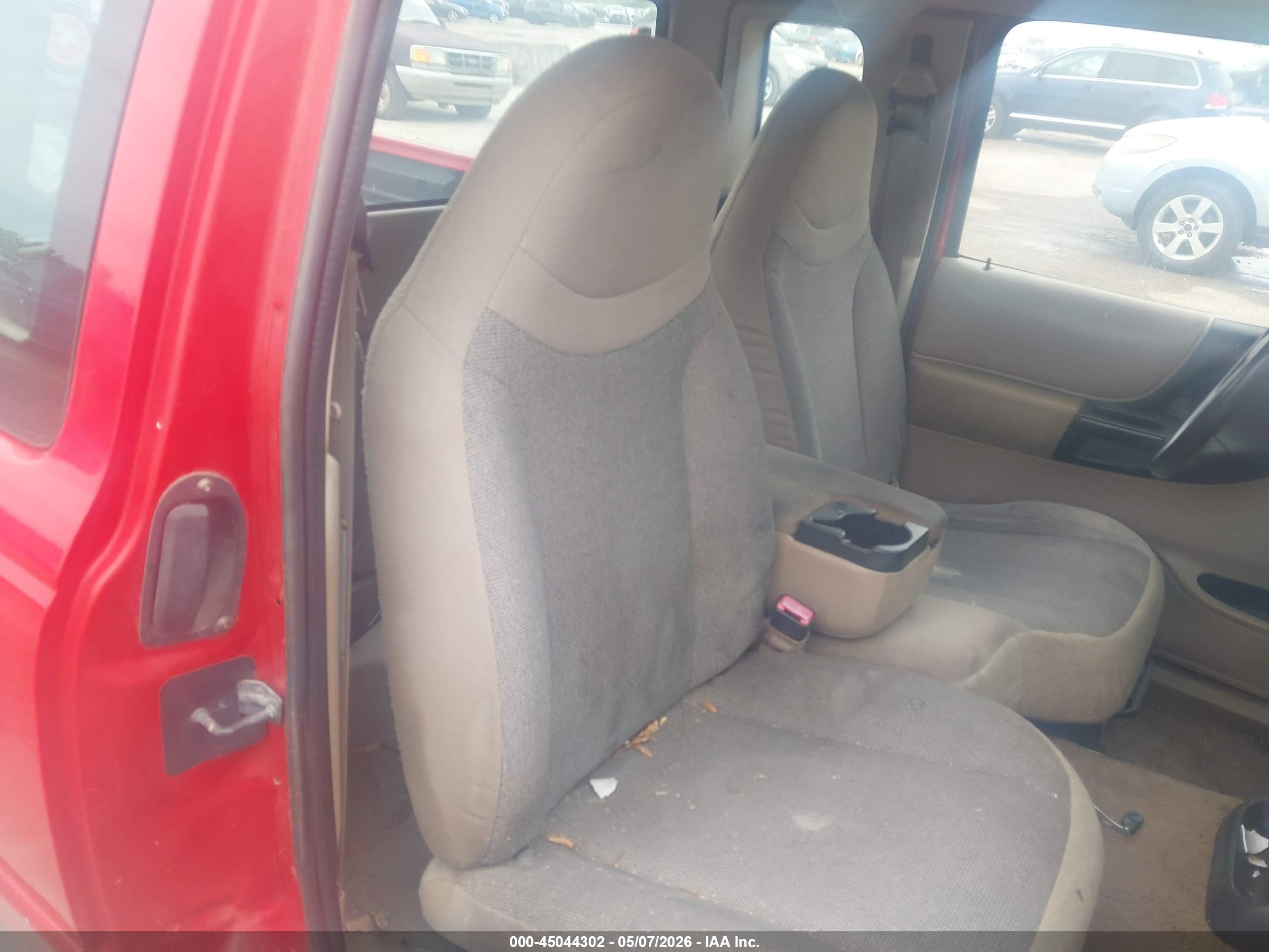 FORD RANGER image 8