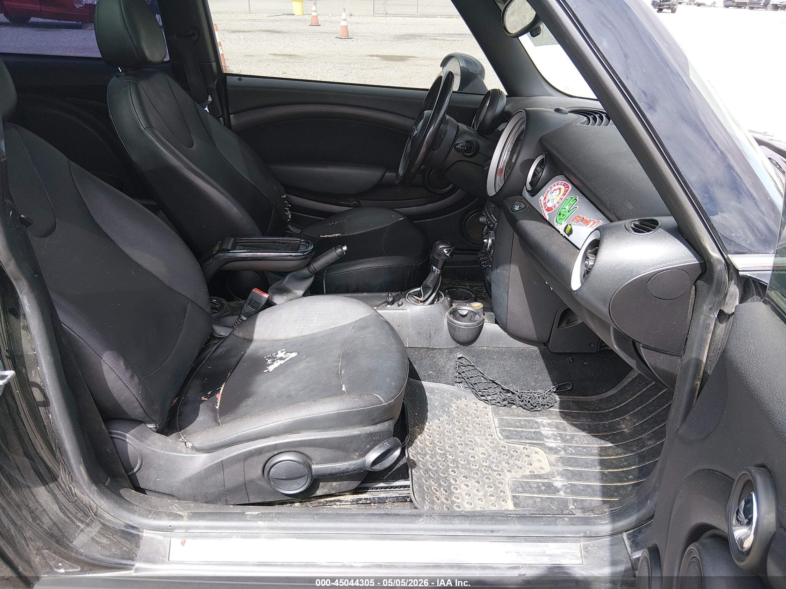 MINI COOPER image 5