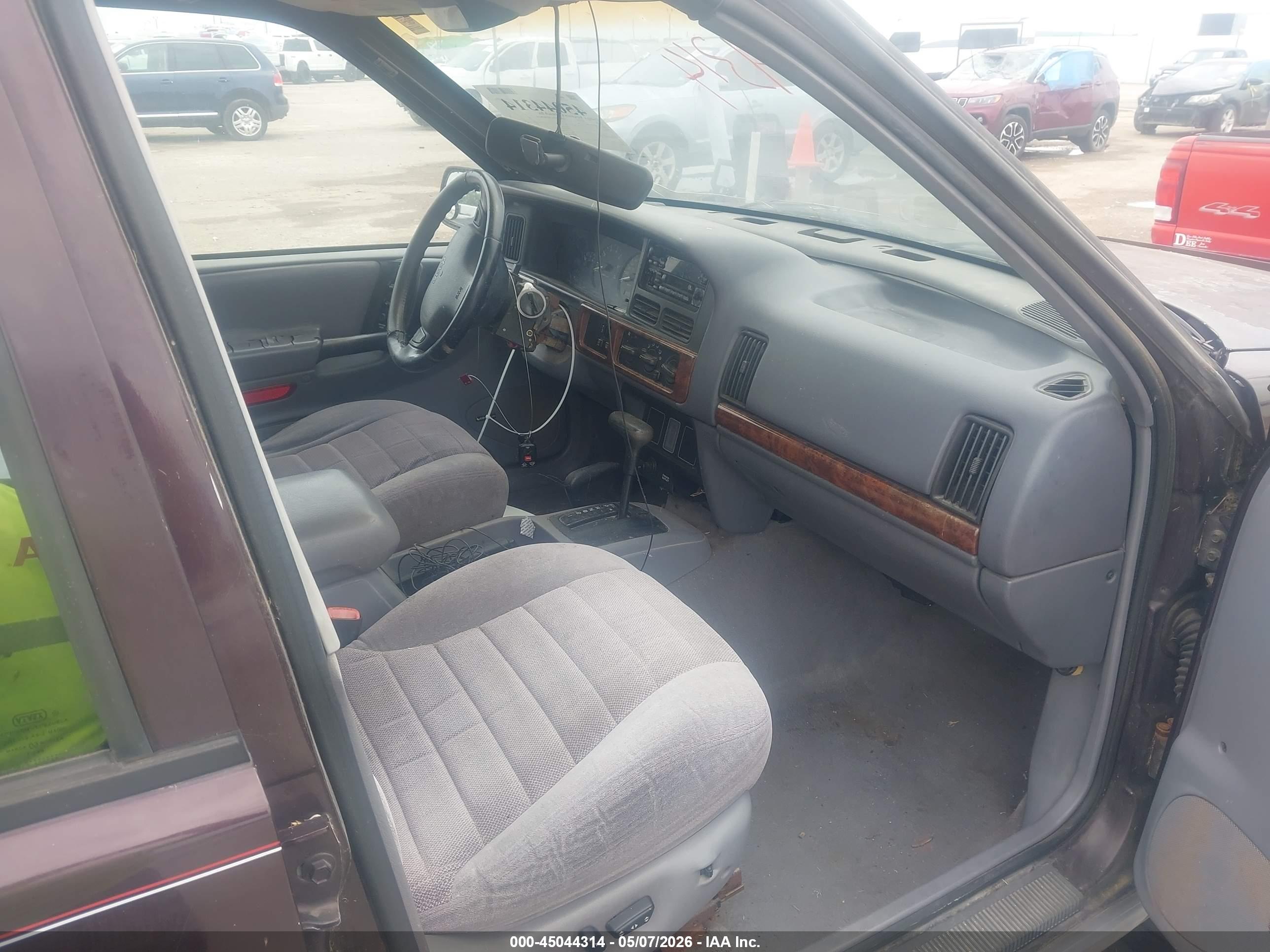 JEEP GRAND image 5