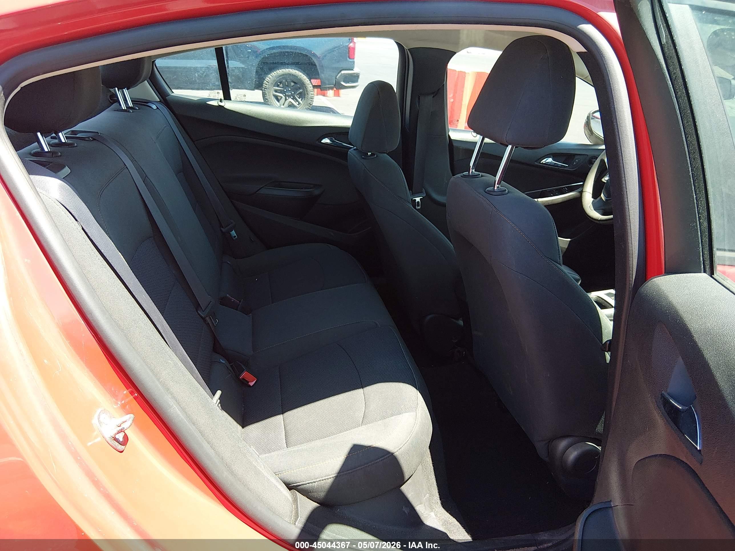 CHEVROLET CRUZE image 8