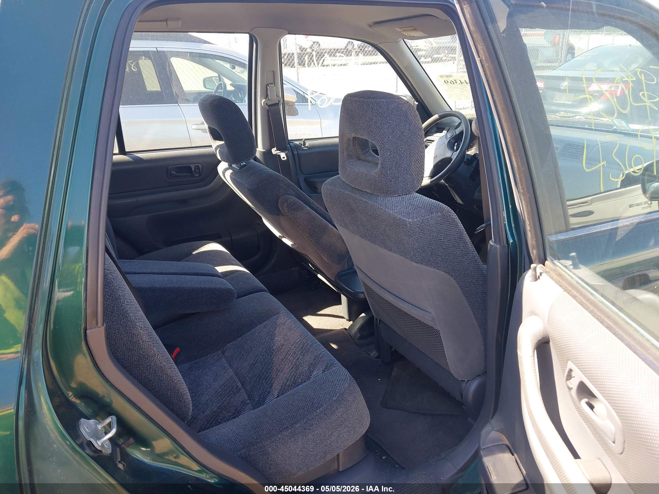 HONDA CR-V image 8