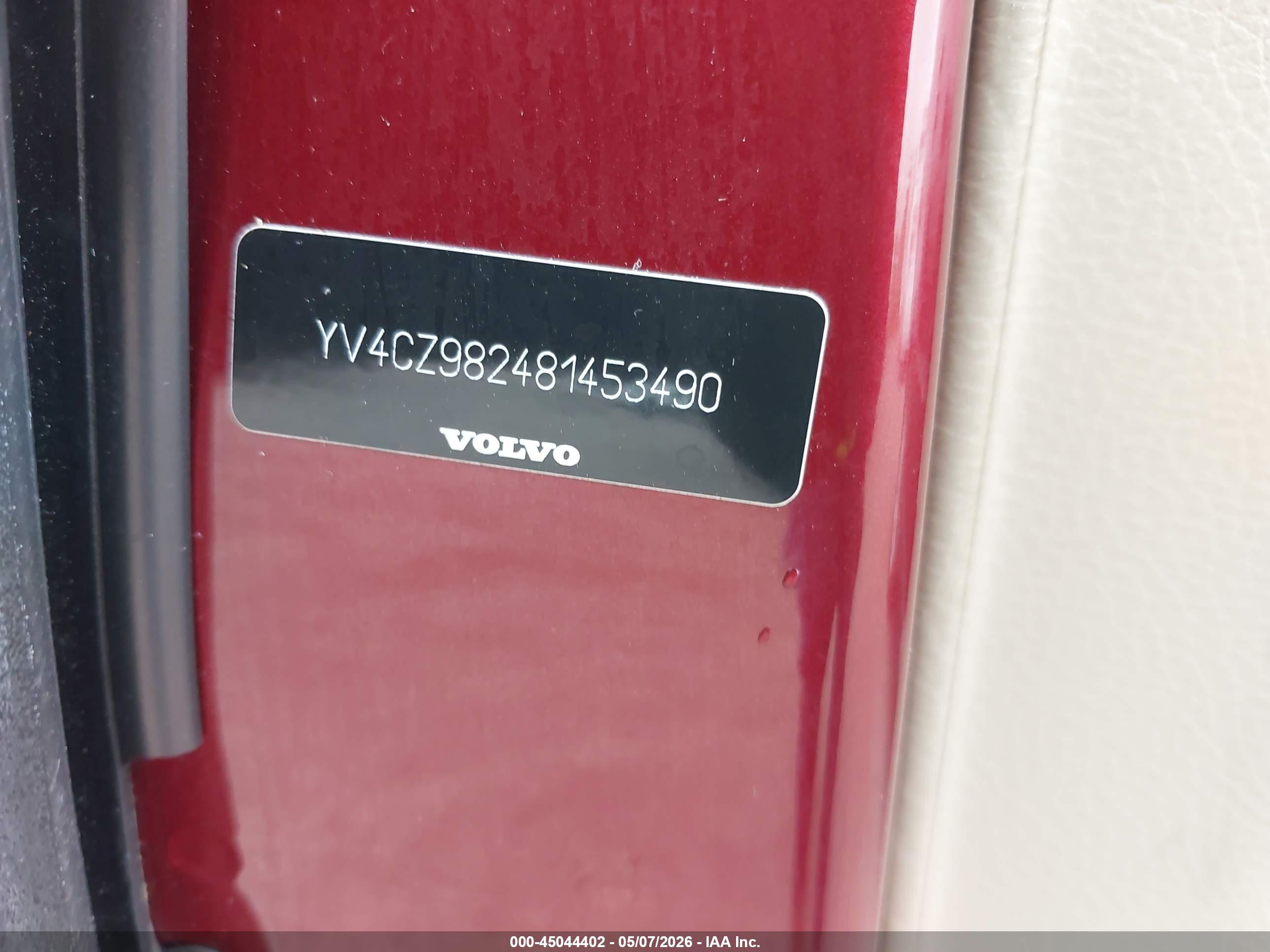 VOLVO XC90 image 9
