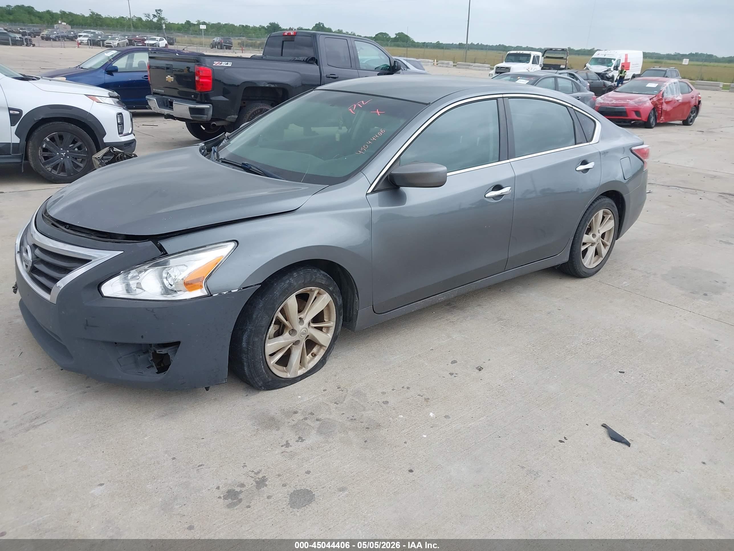 NISSAN ALTIMA image 2