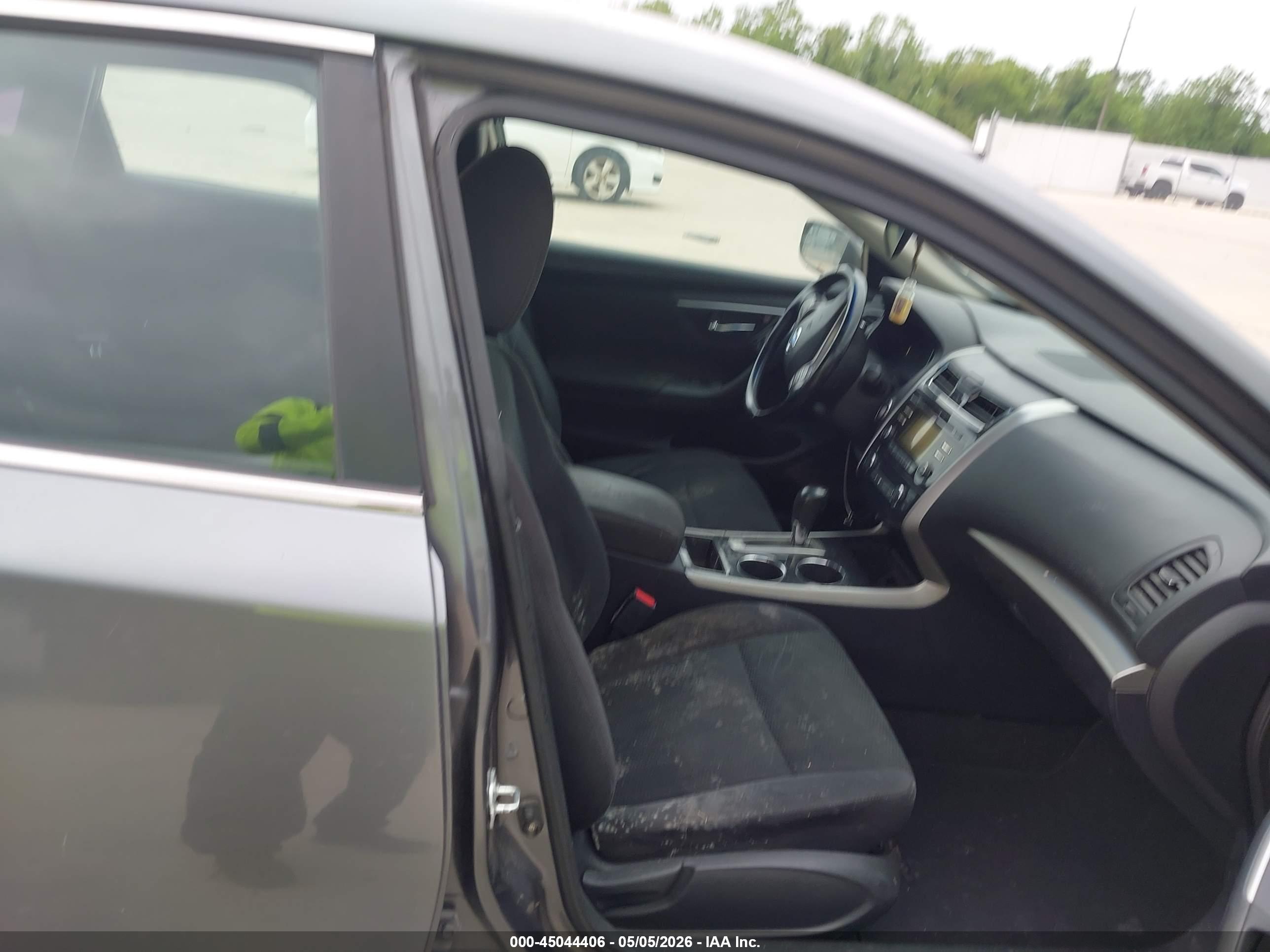 NISSAN ALTIMA image 5