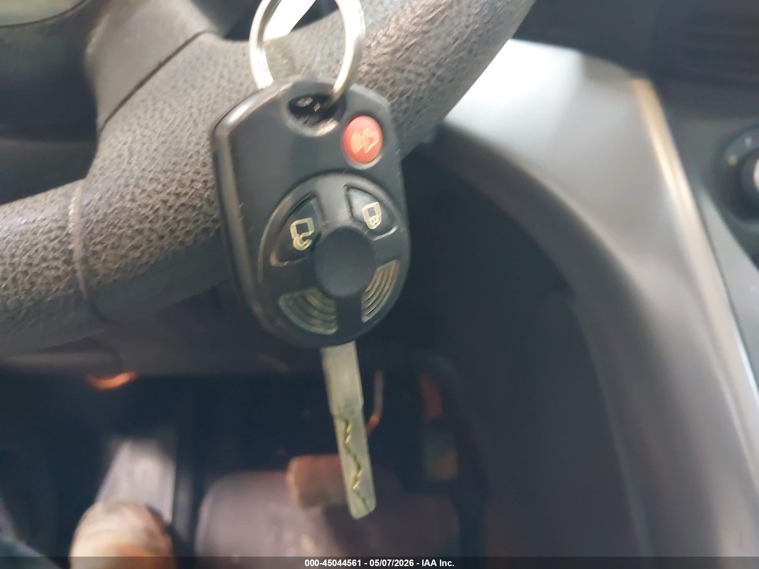 FORD ESCAPE image 11