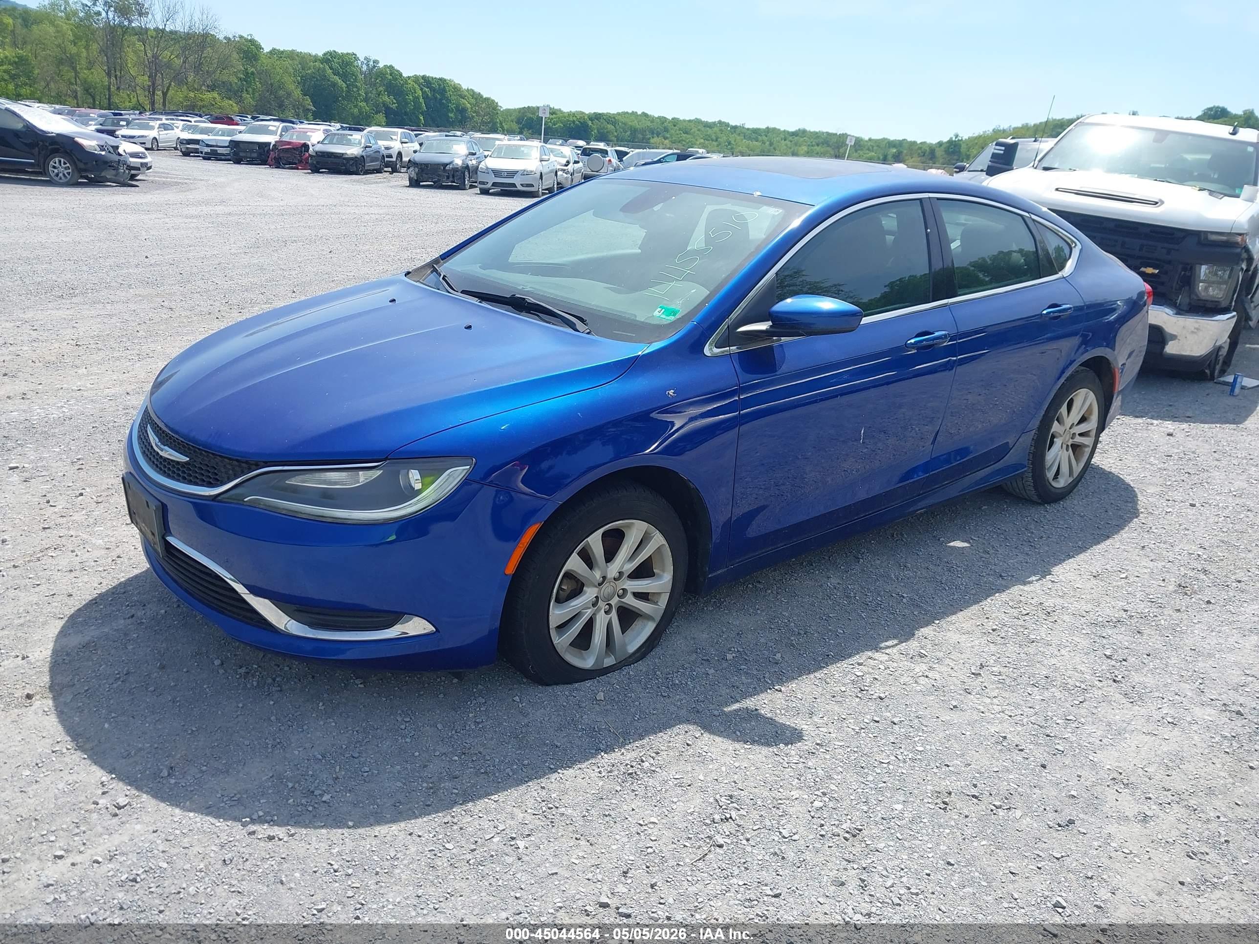 CHRYSLER 200 image 2