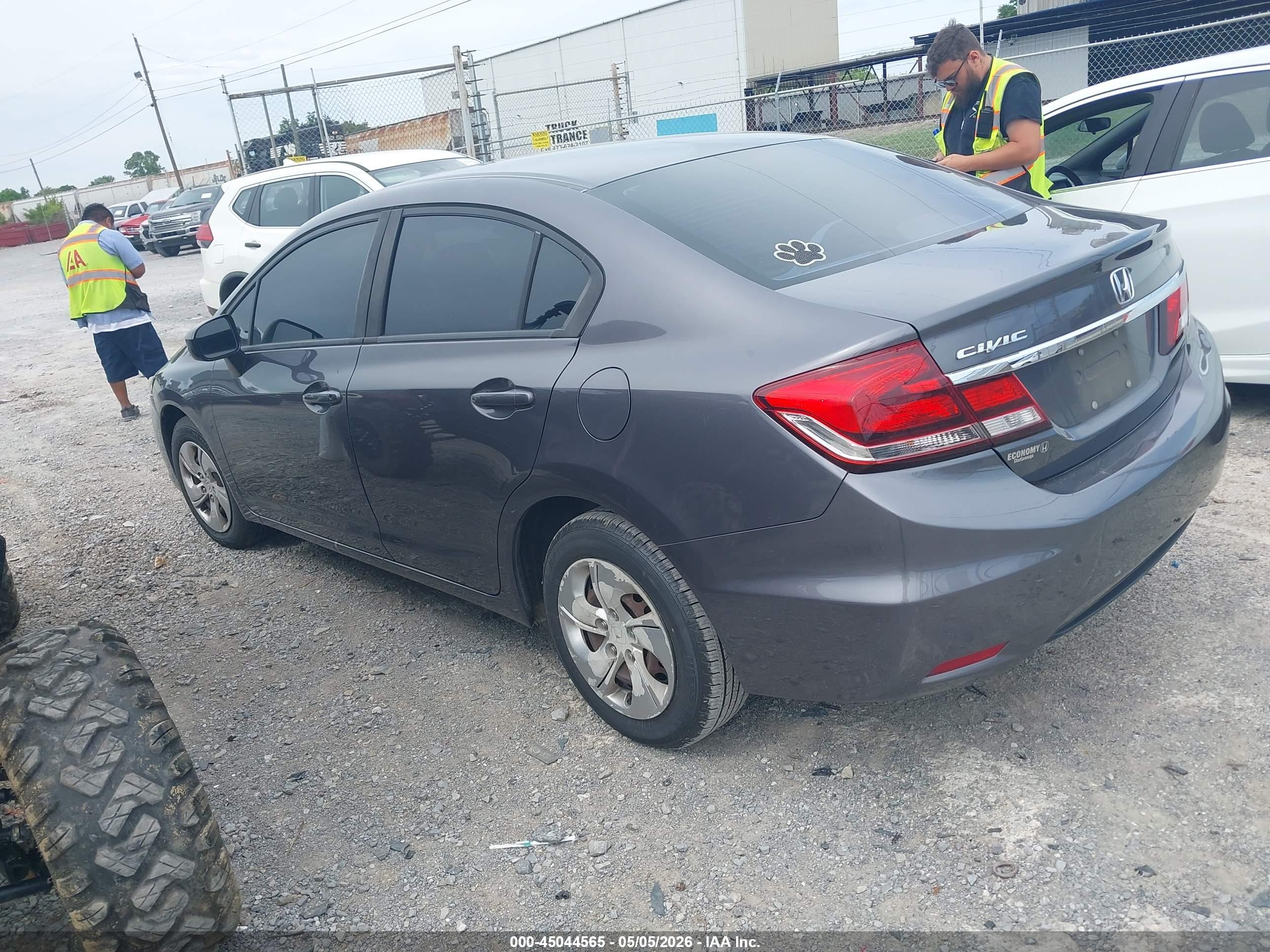 HONDA CIVIC image 3