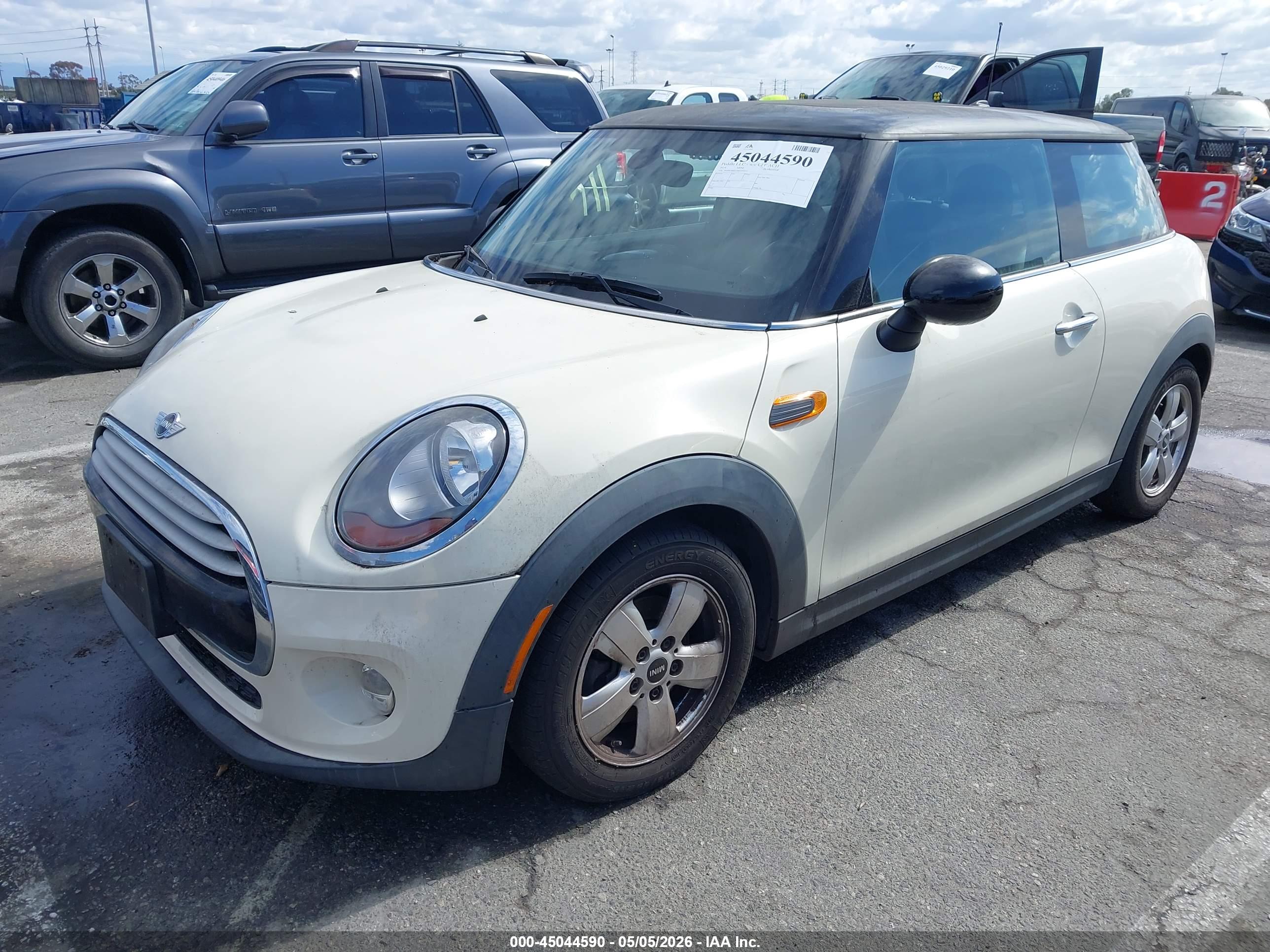 MINI HARDTOP image 2