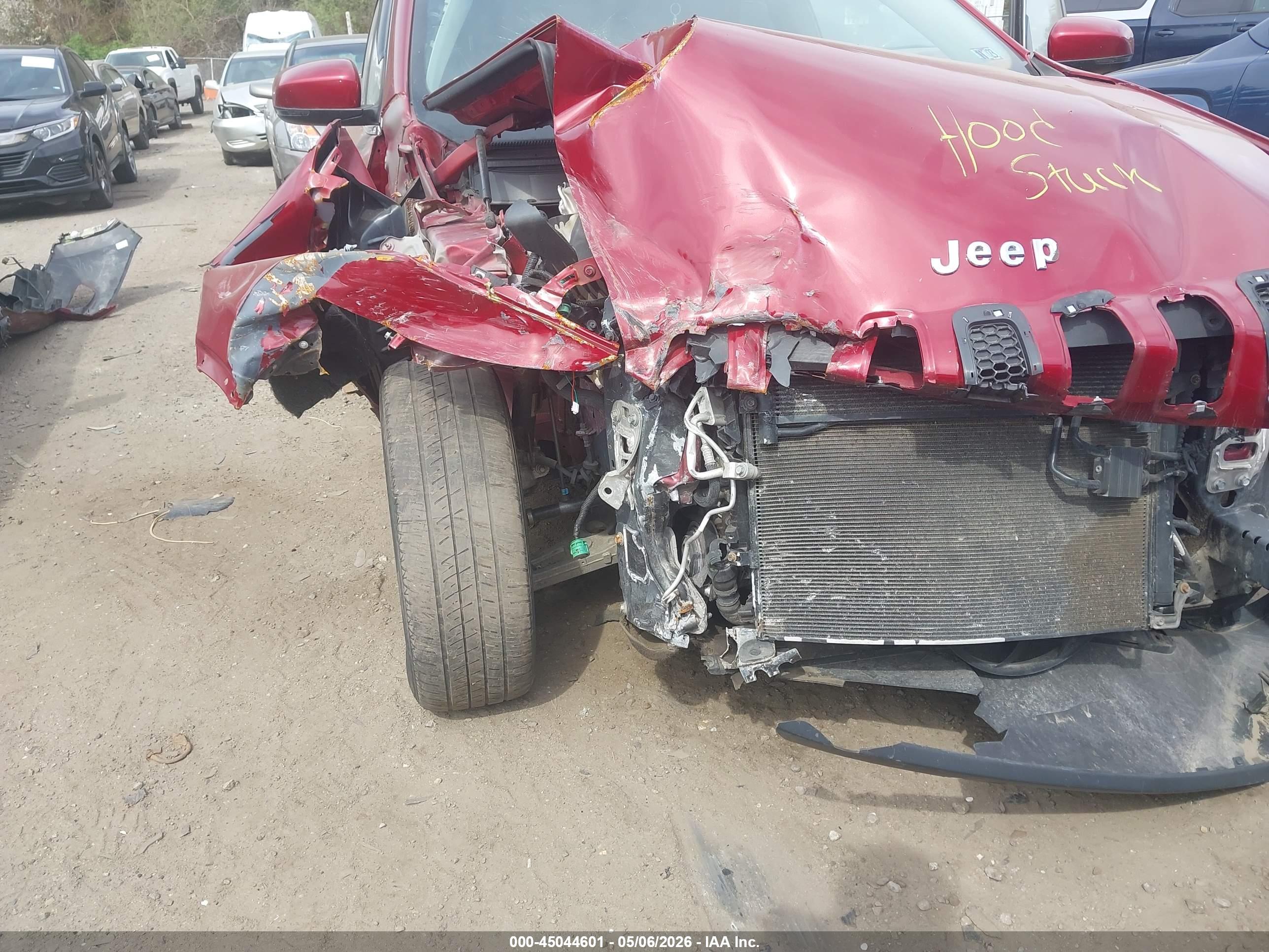 JEEP CHEROKEE image 6