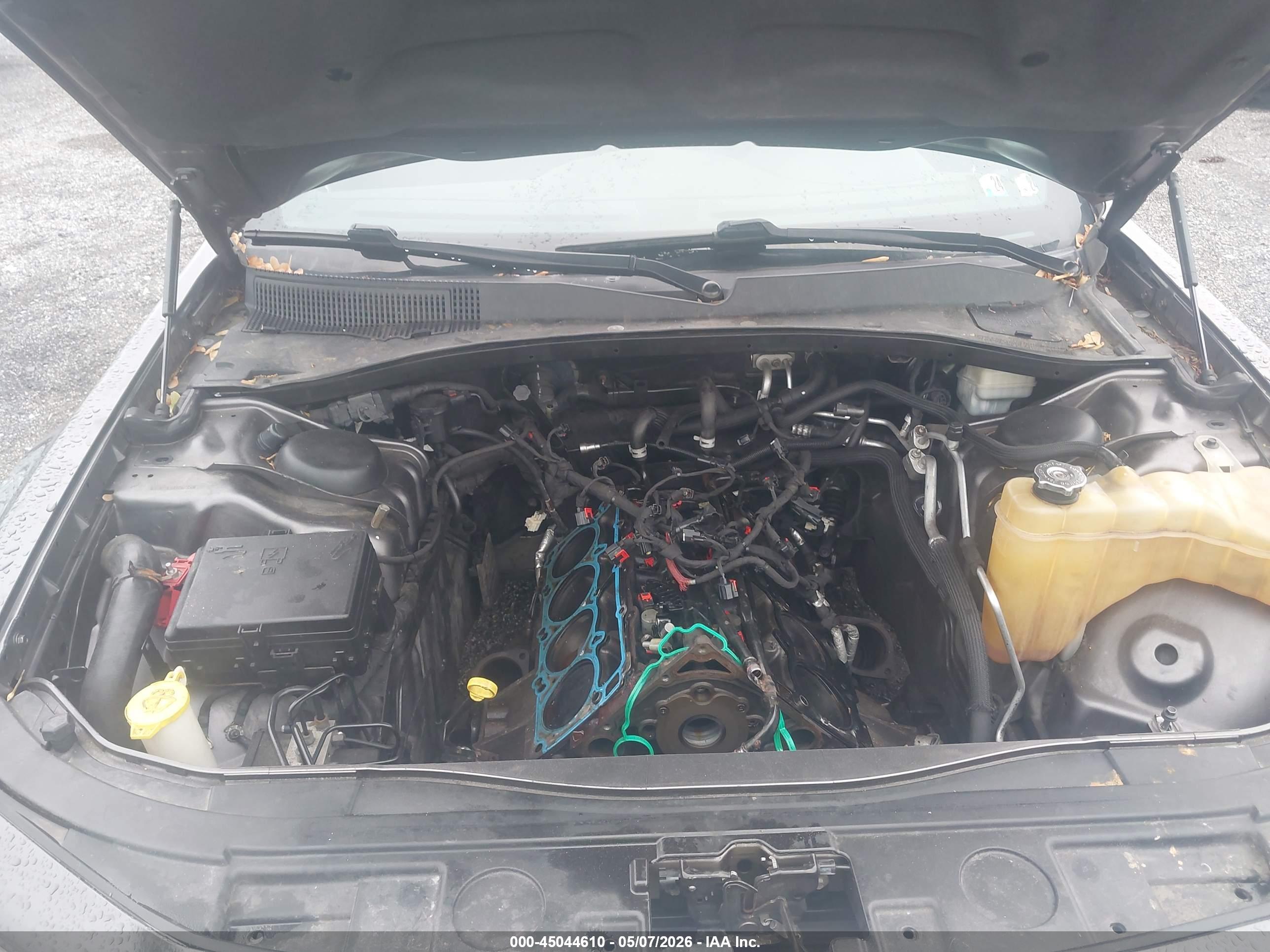 CHRYSLER 300C image 10