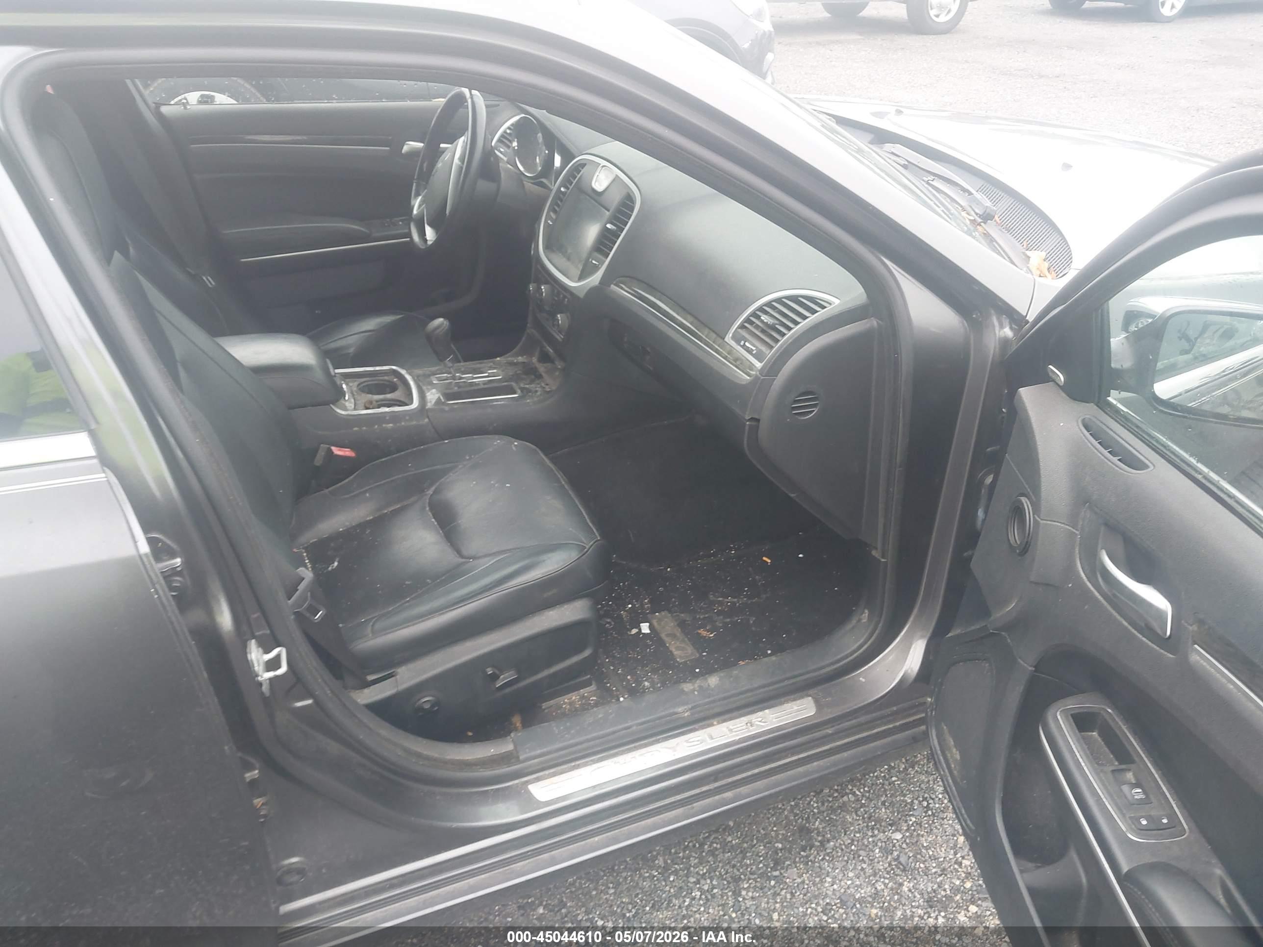 CHRYSLER 300C image 5