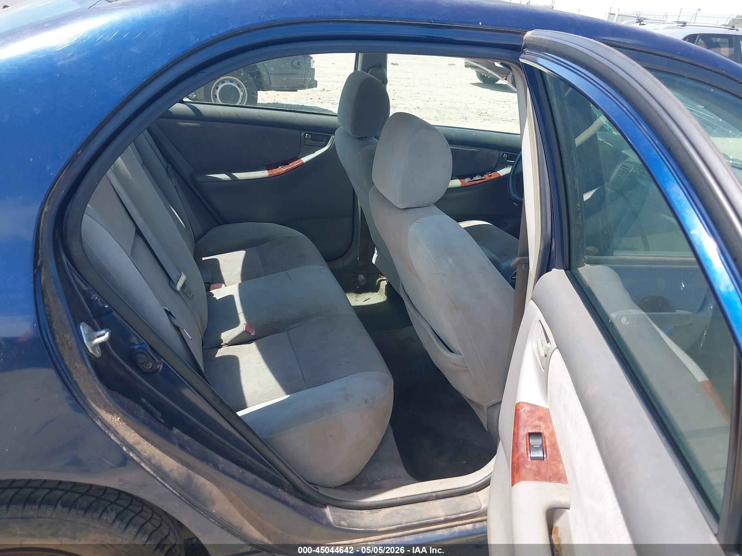 TOYOTA COROLLA image 8