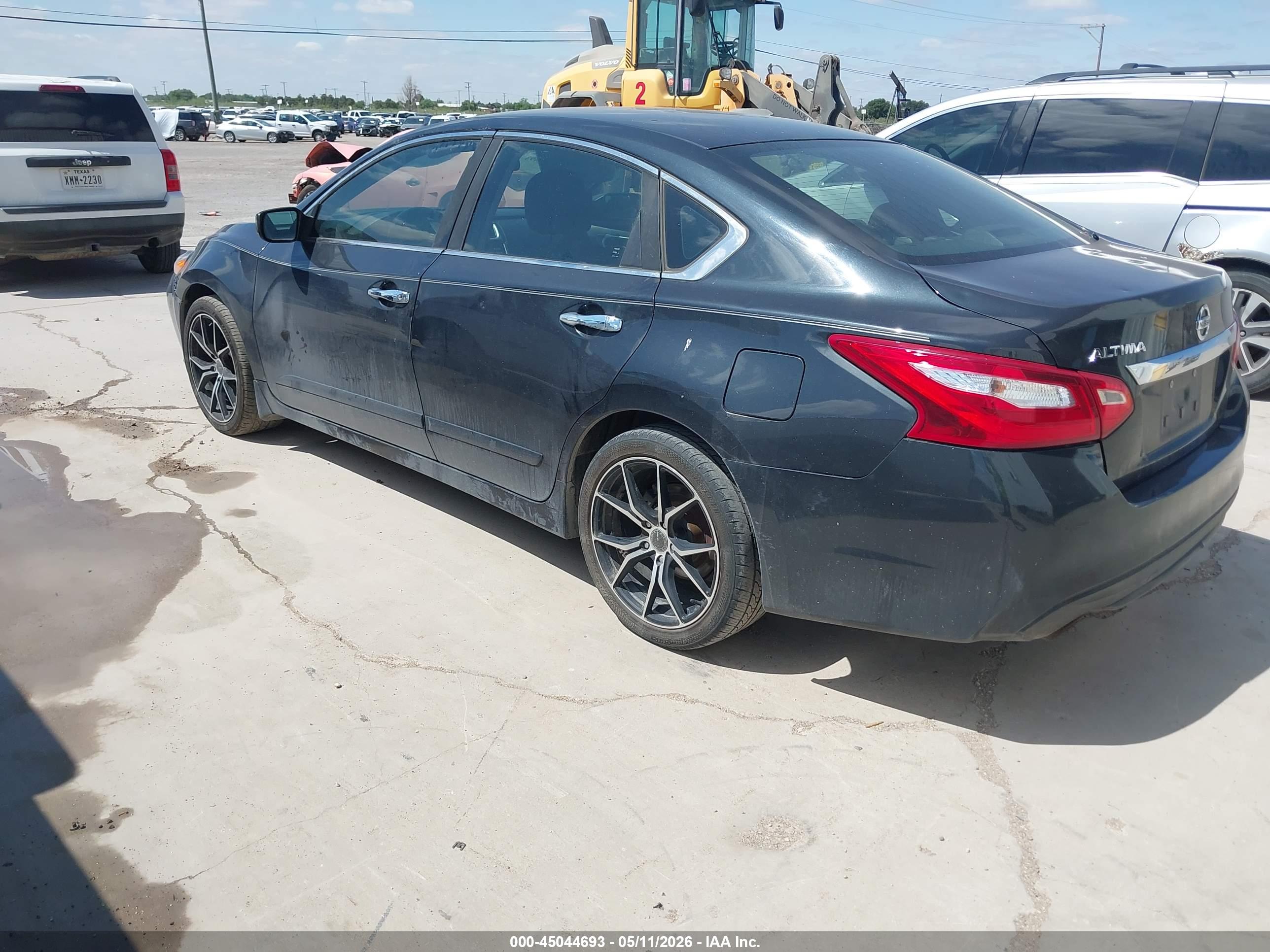 NISSAN ALTIMA image 3