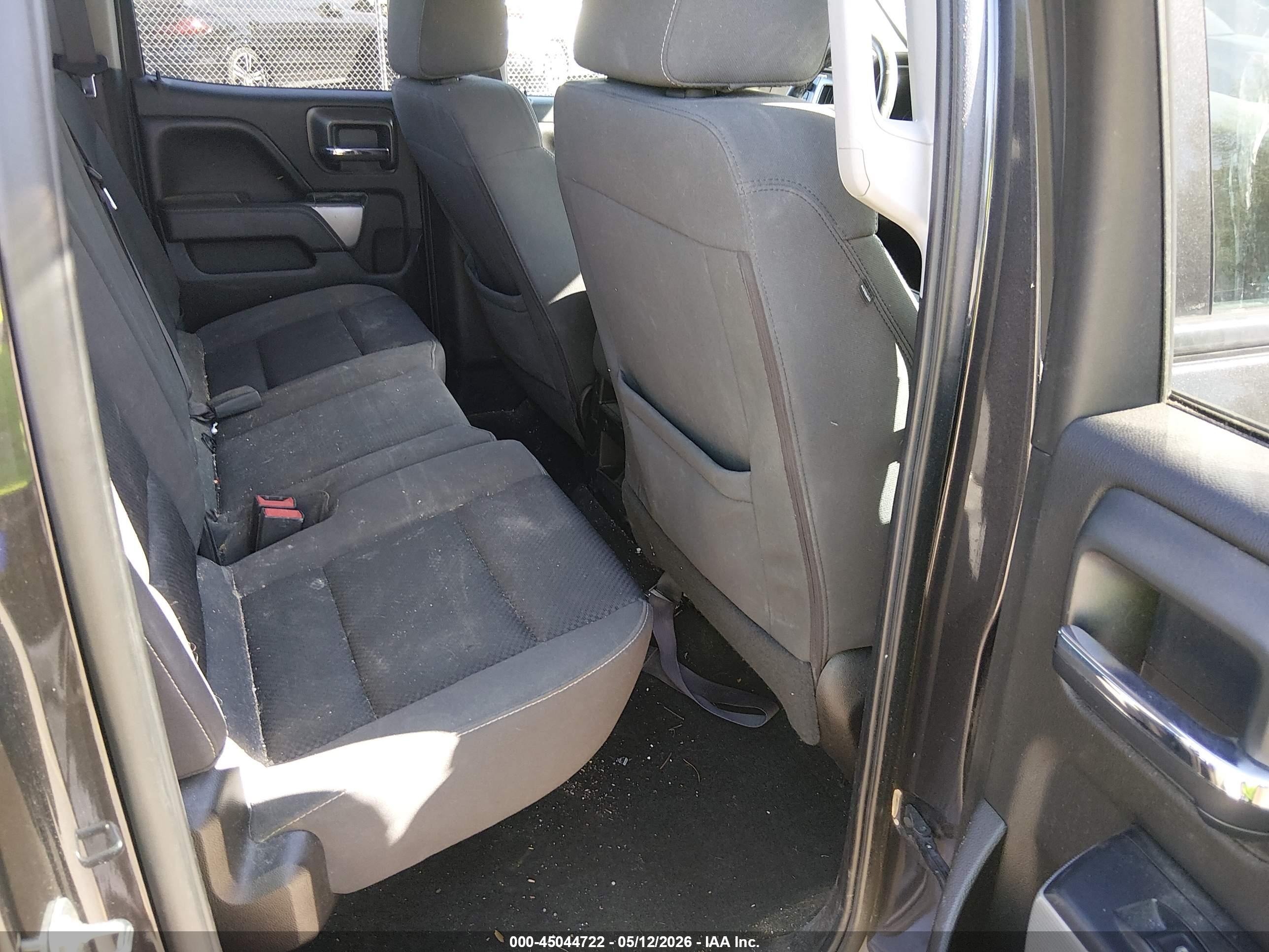 CHEVROLET SILVERADO image 8
