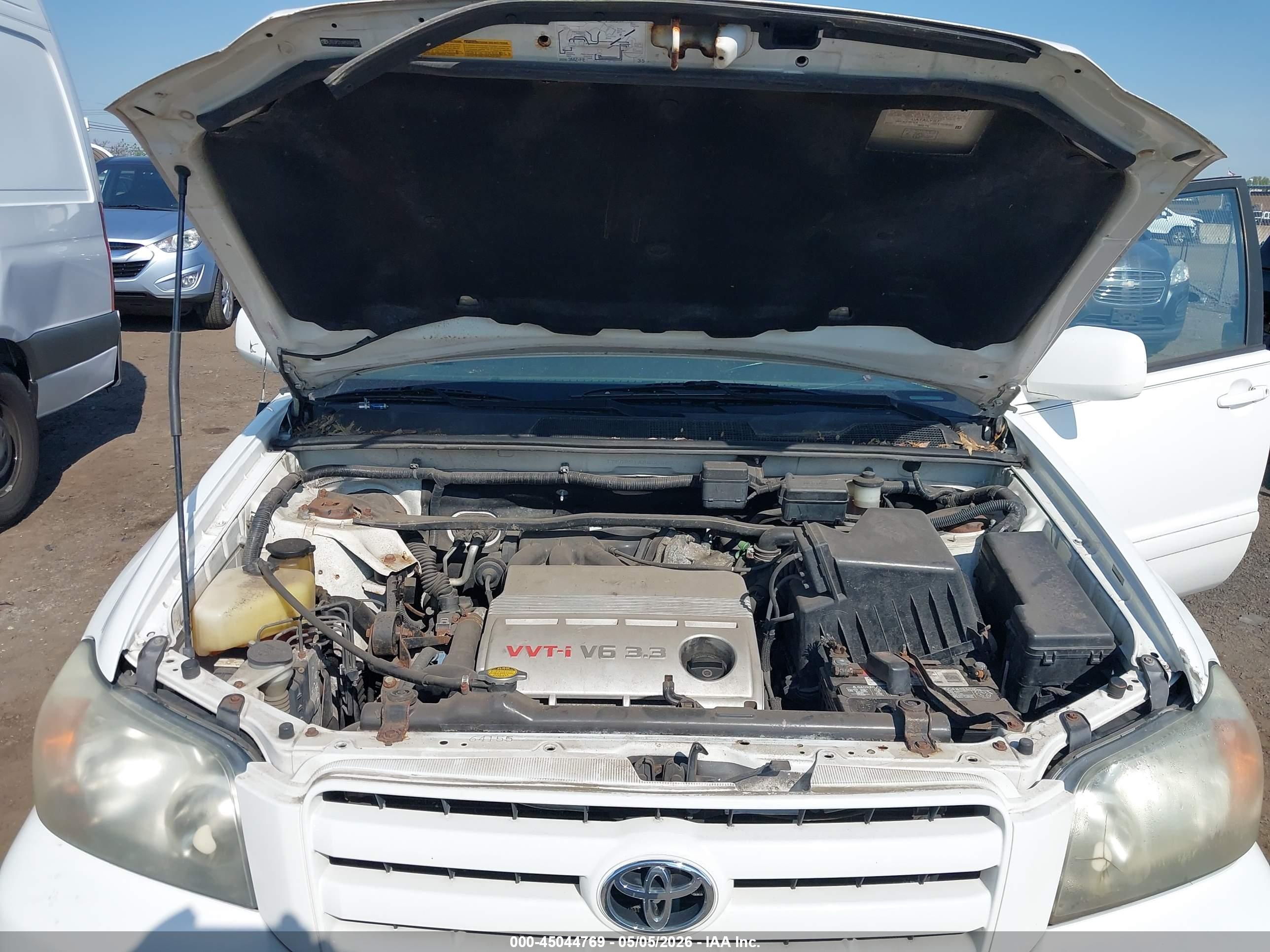 TOYOTA HIGHLANDER image 10
