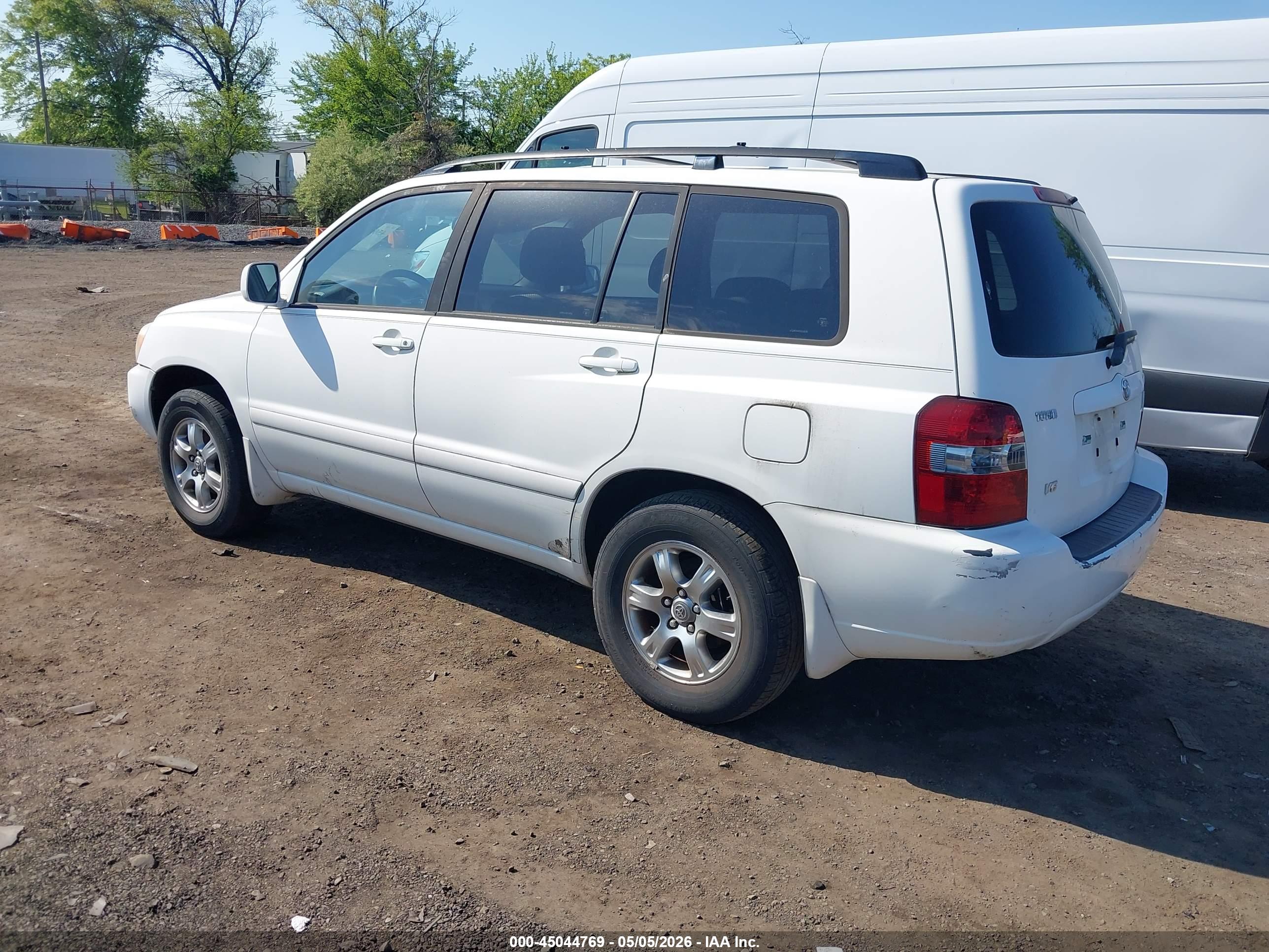 TOYOTA HIGHLANDER image 3