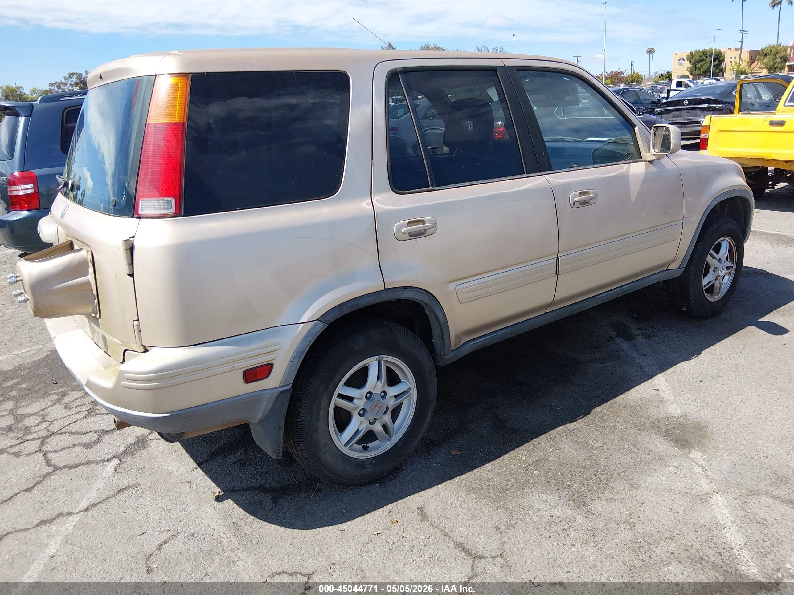 HONDA CR-V image 4