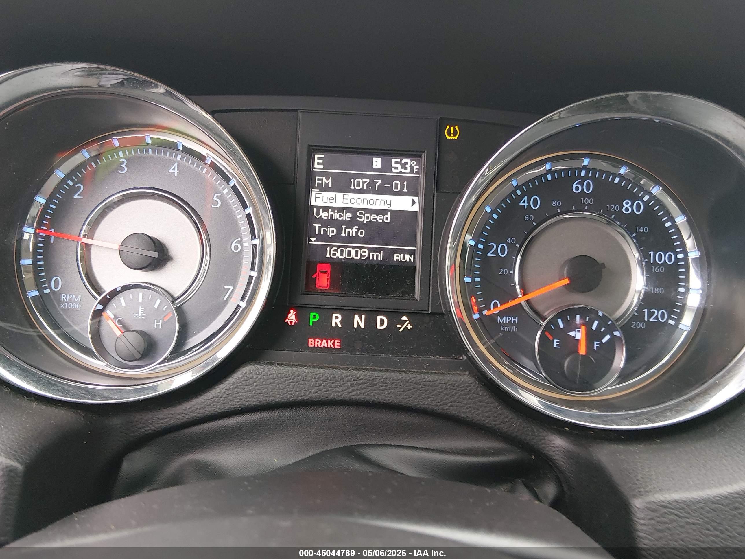 CHRYSLER TOWN image 7