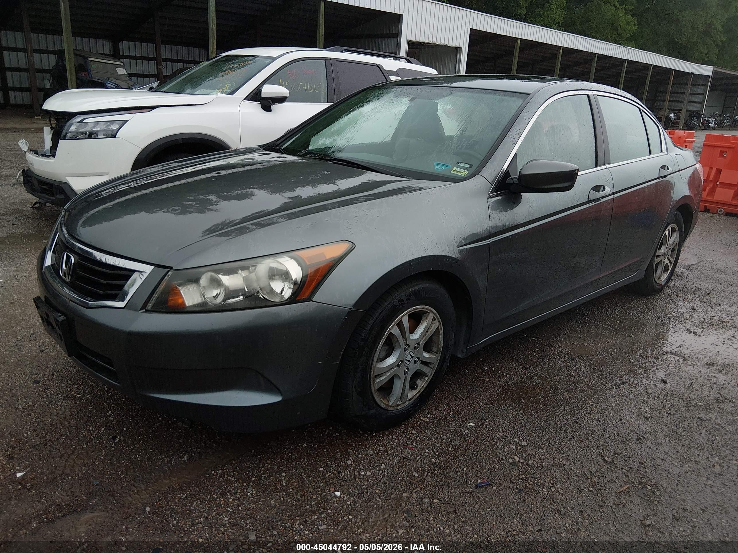 HONDA ACCORD image 2