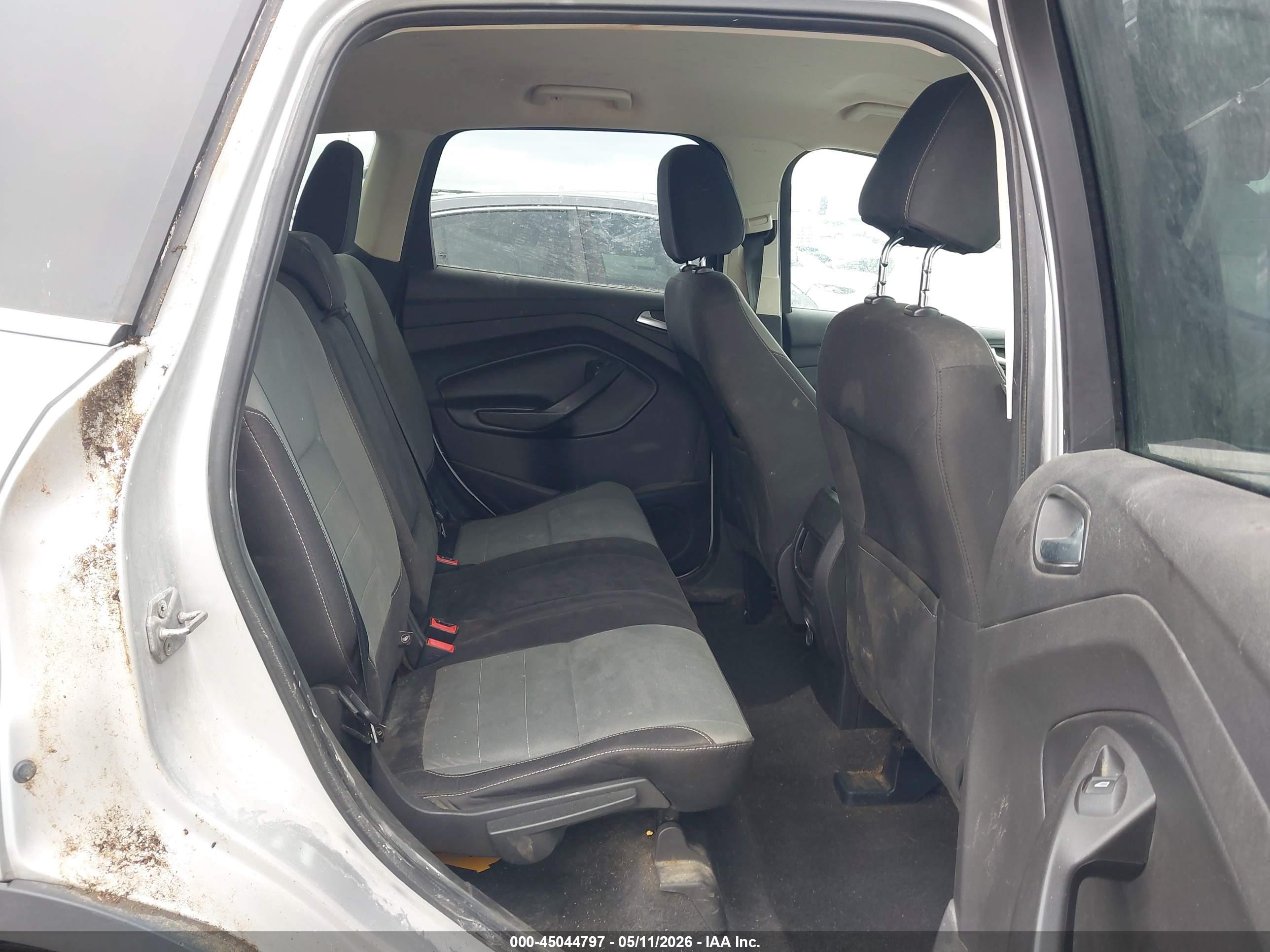 FORD ESCAPE image 8