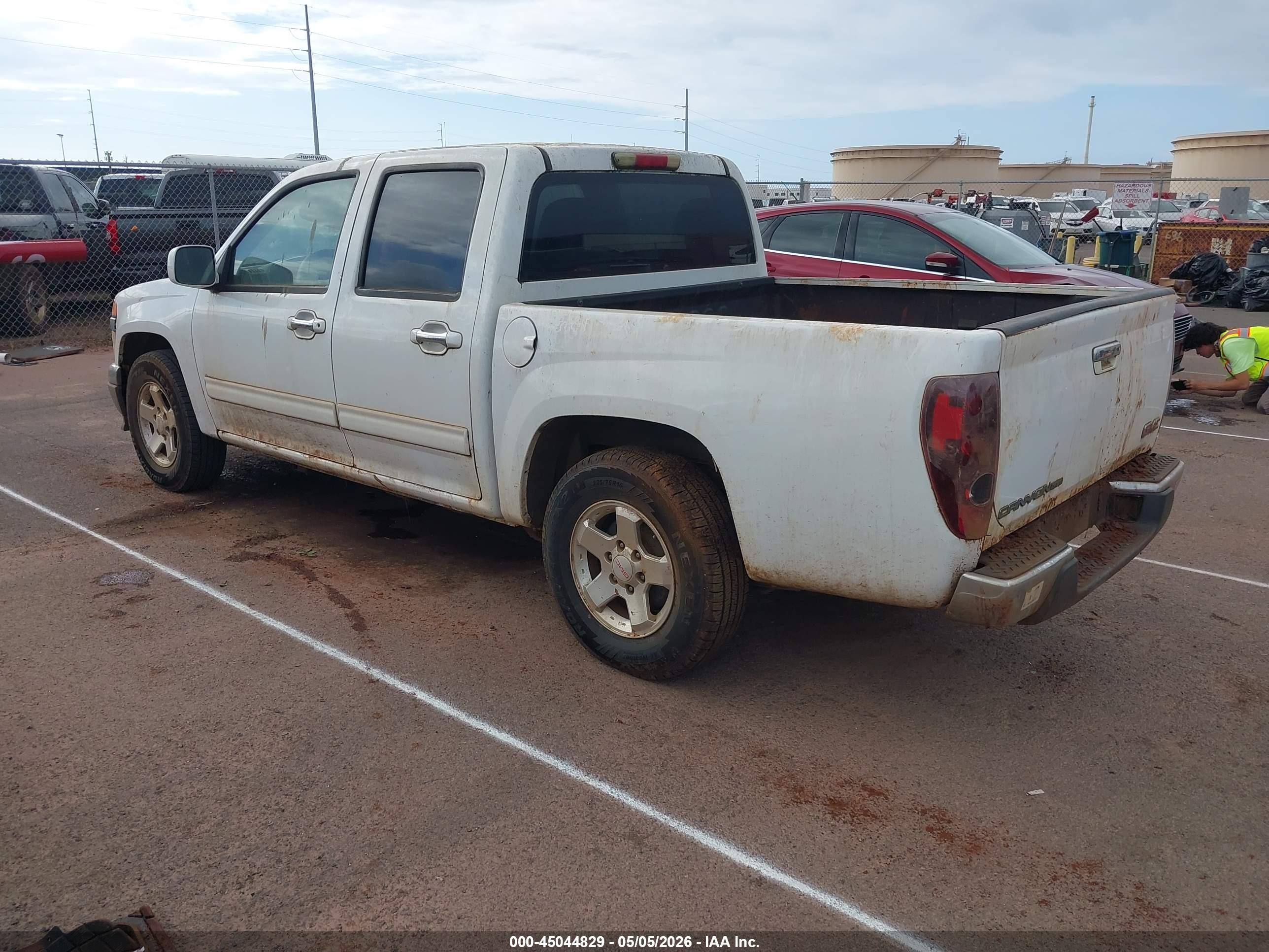 GMC CANYON image 3