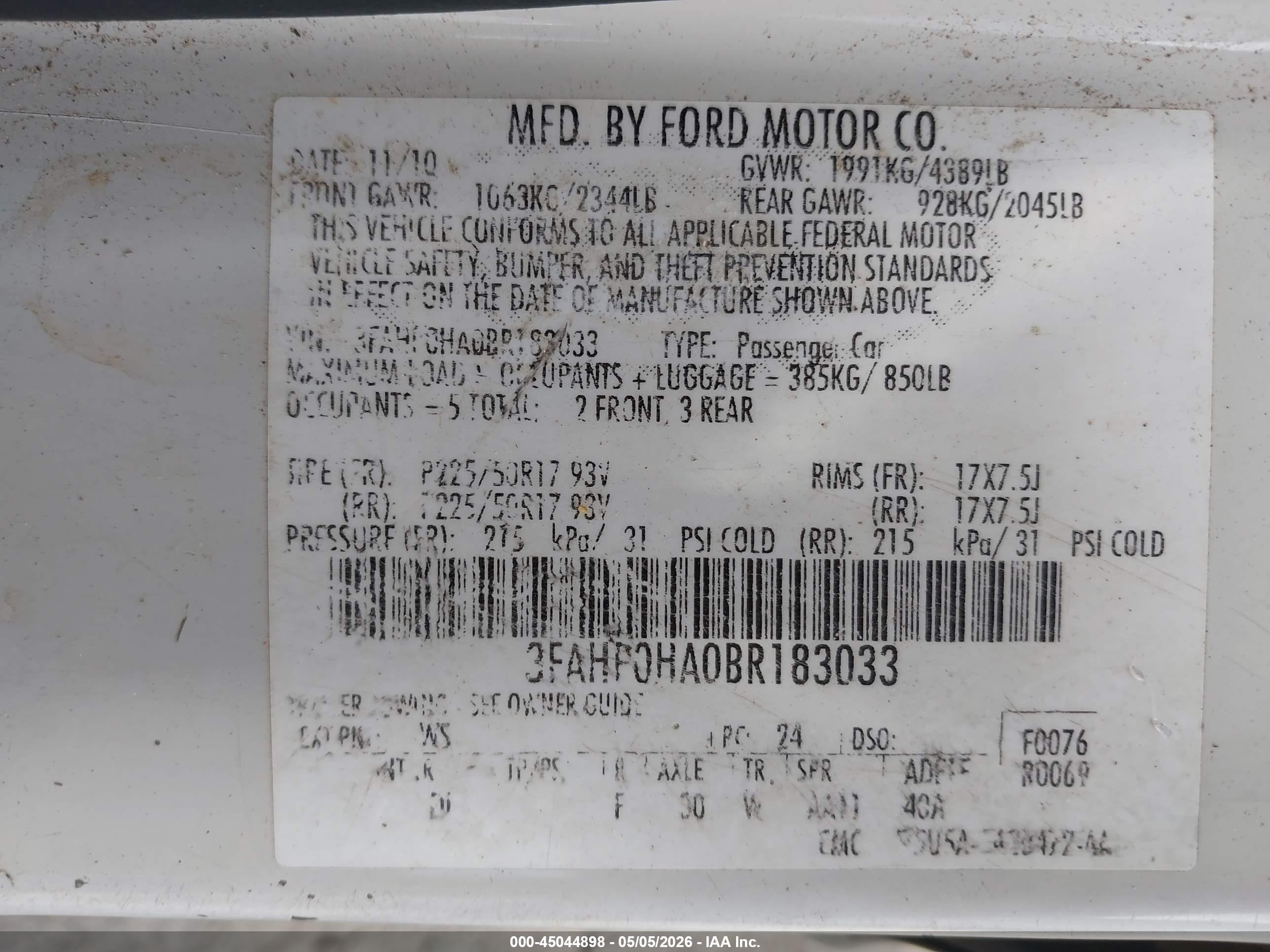 FORD FUSION image 9