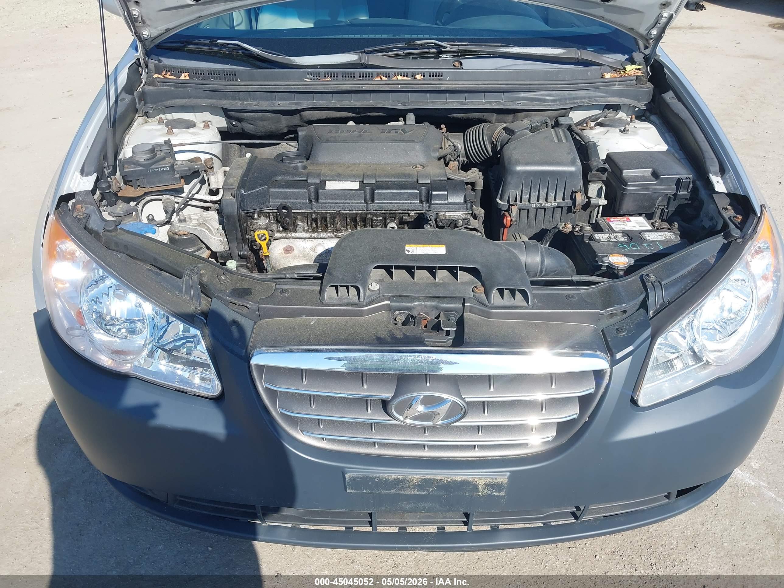 HYUNDAI ELANTRA image 10