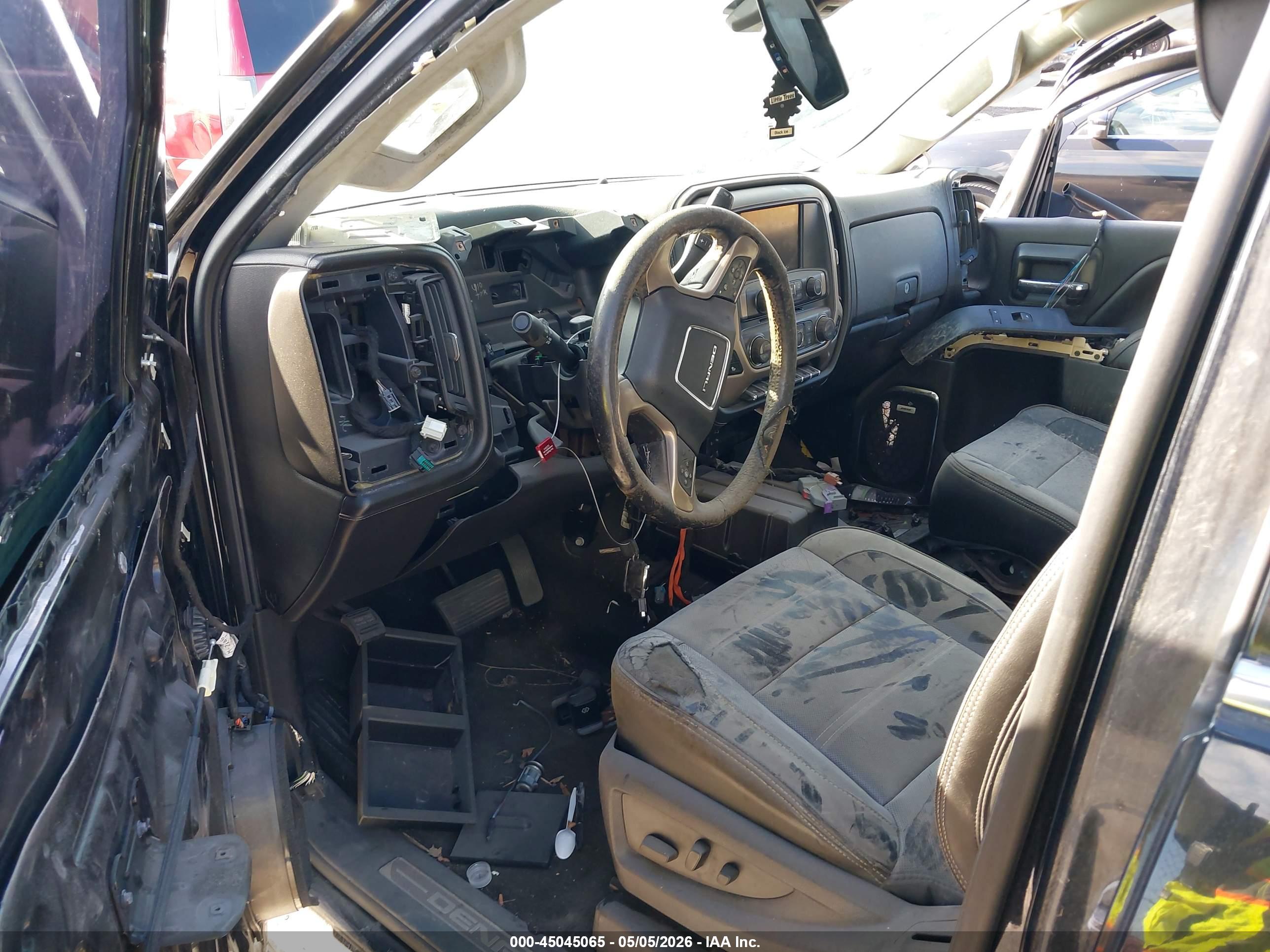 GMC SIERRA image 5
