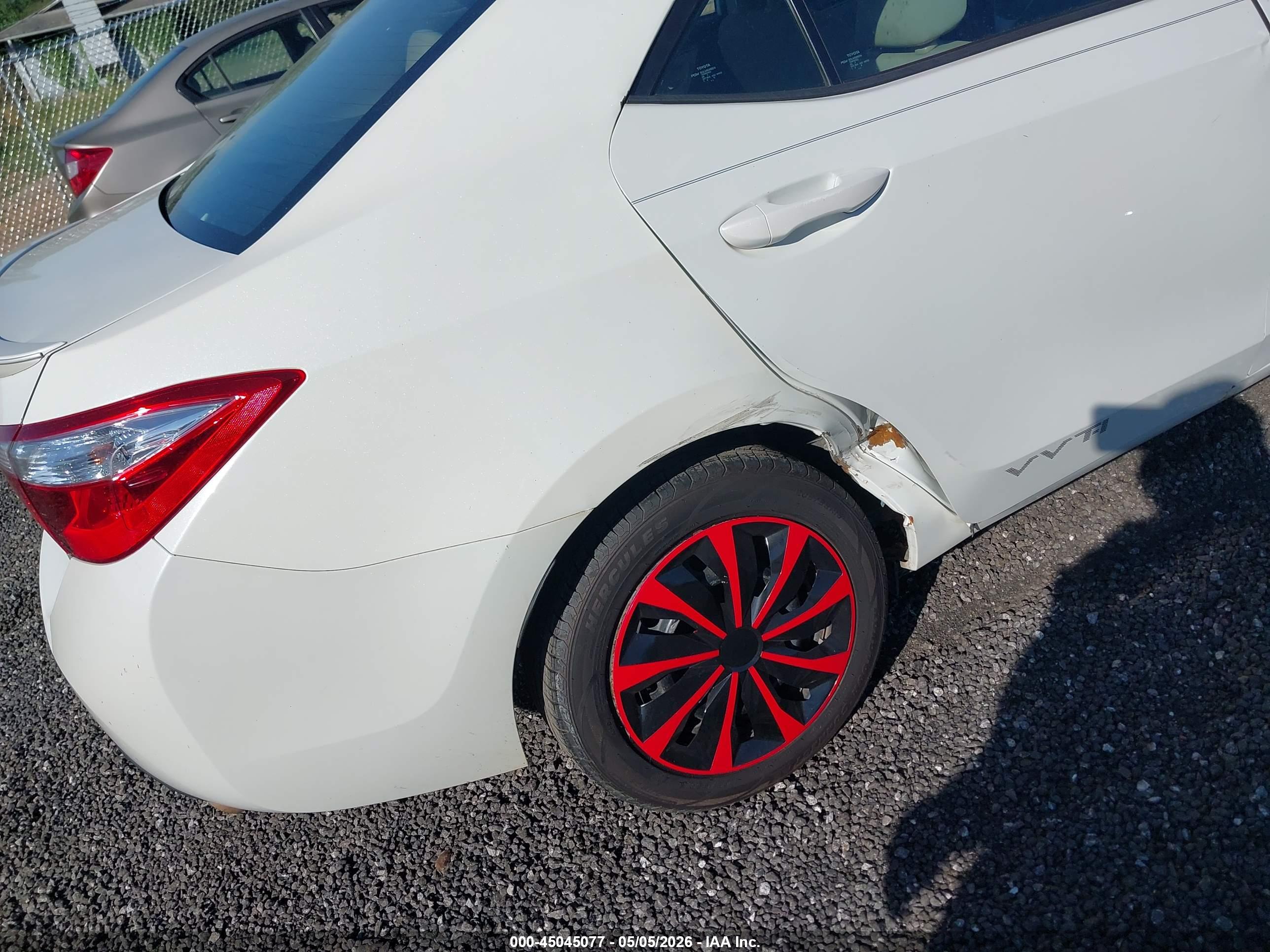 TOYOTA COROLLA image 6
