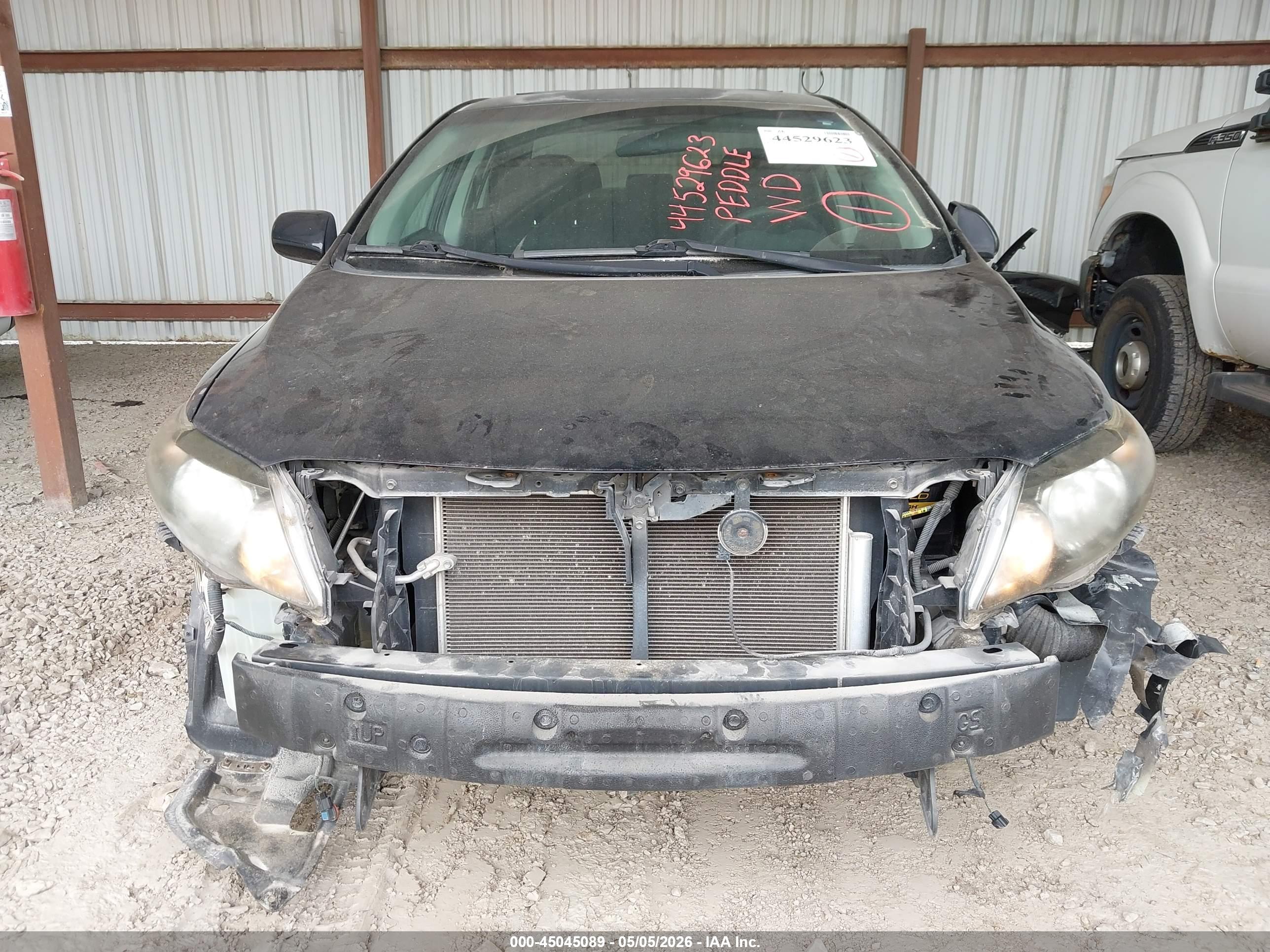 TOYOTA COROLLA image 6