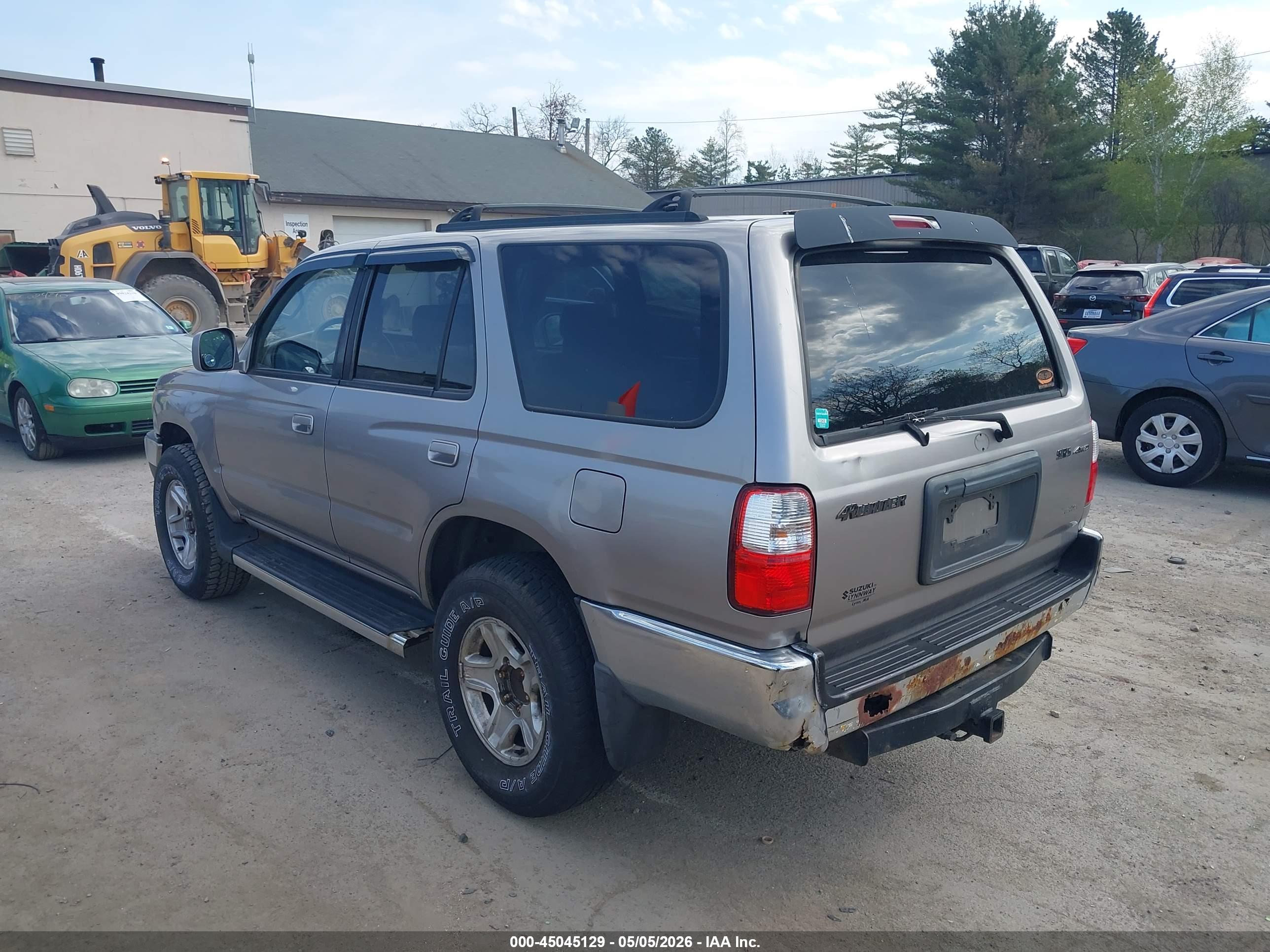 TOYOTA 4RUNNER image 3