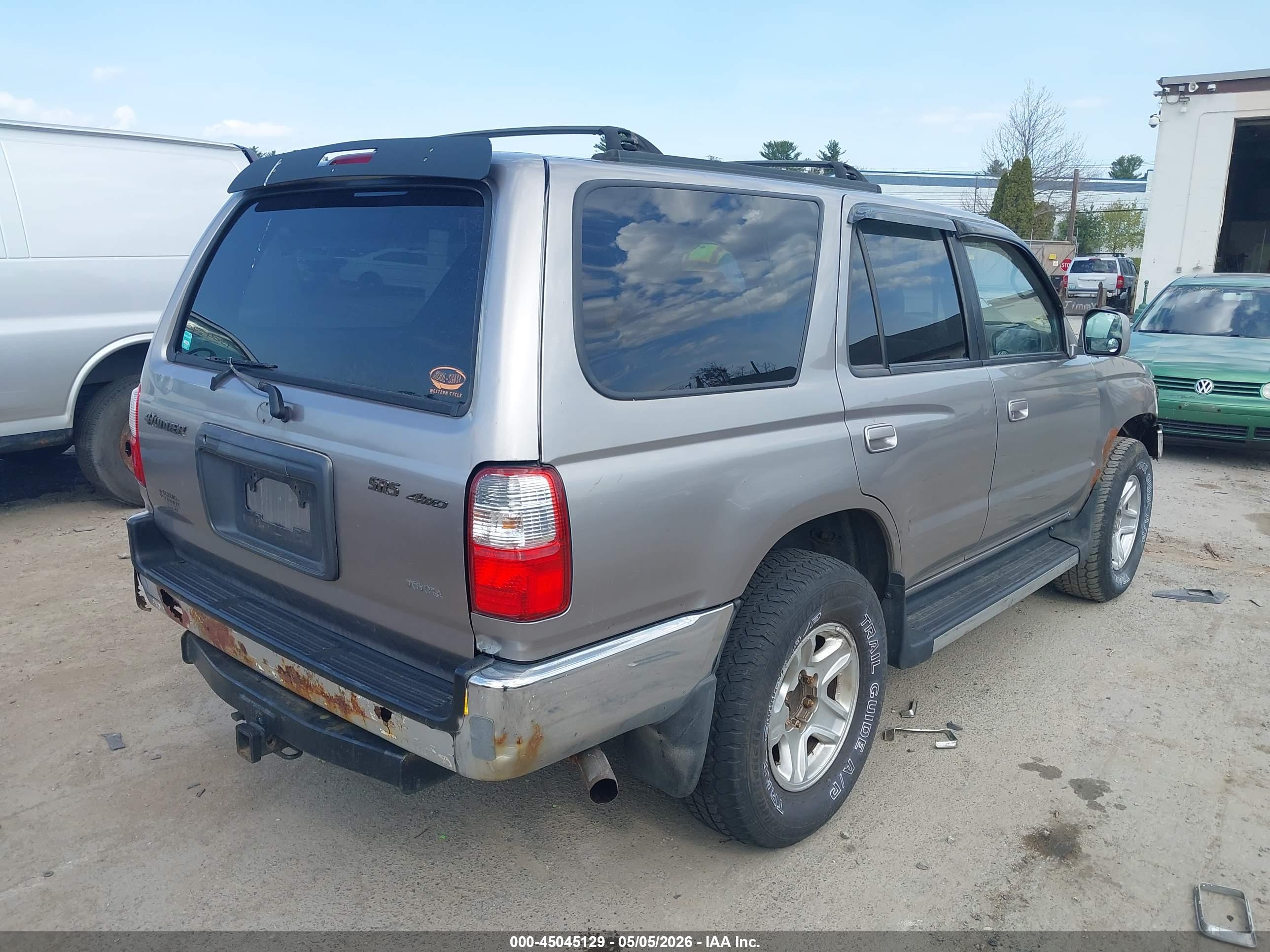 TOYOTA 4RUNNER image 4