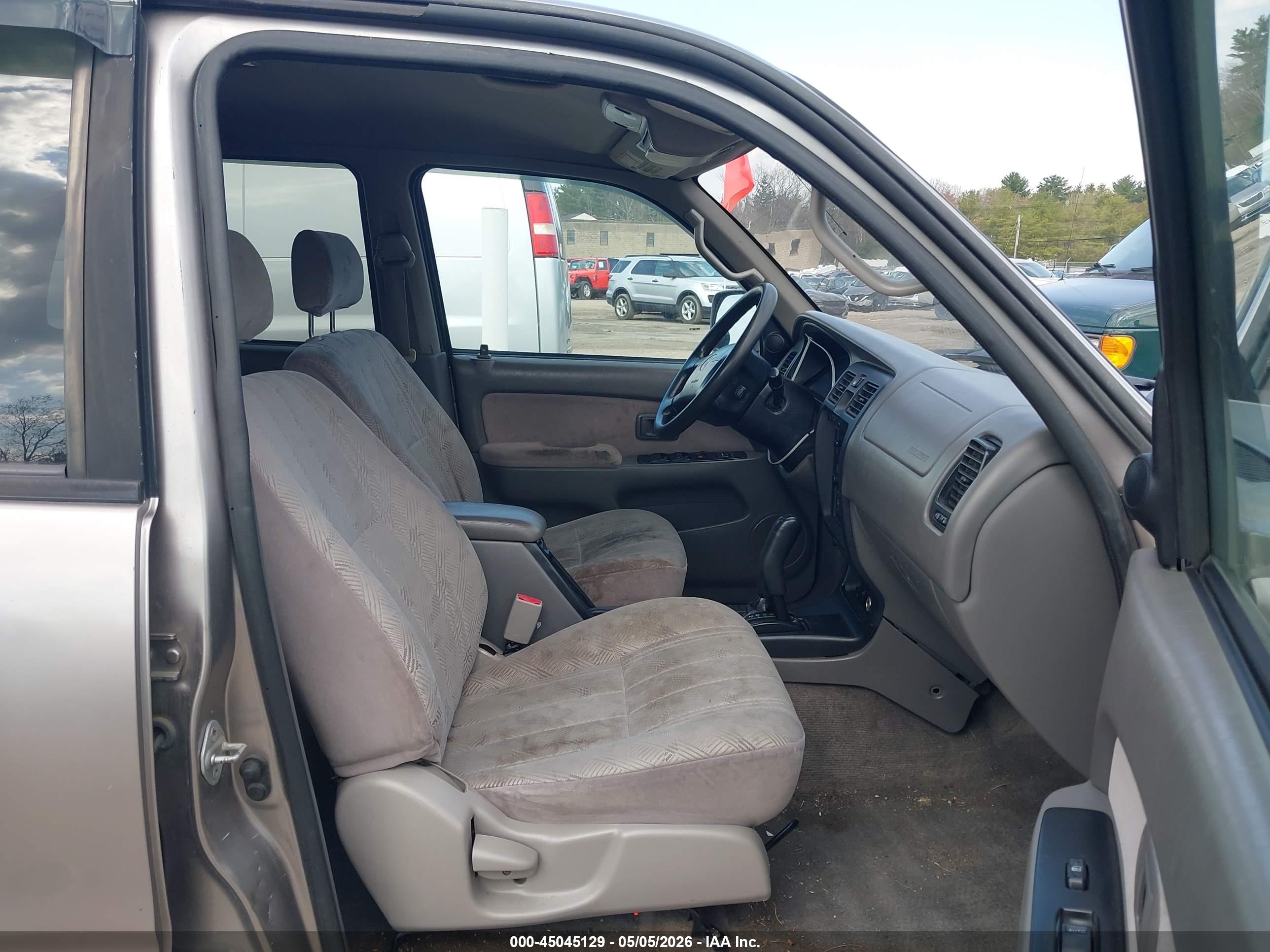 TOYOTA 4RUNNER image 5