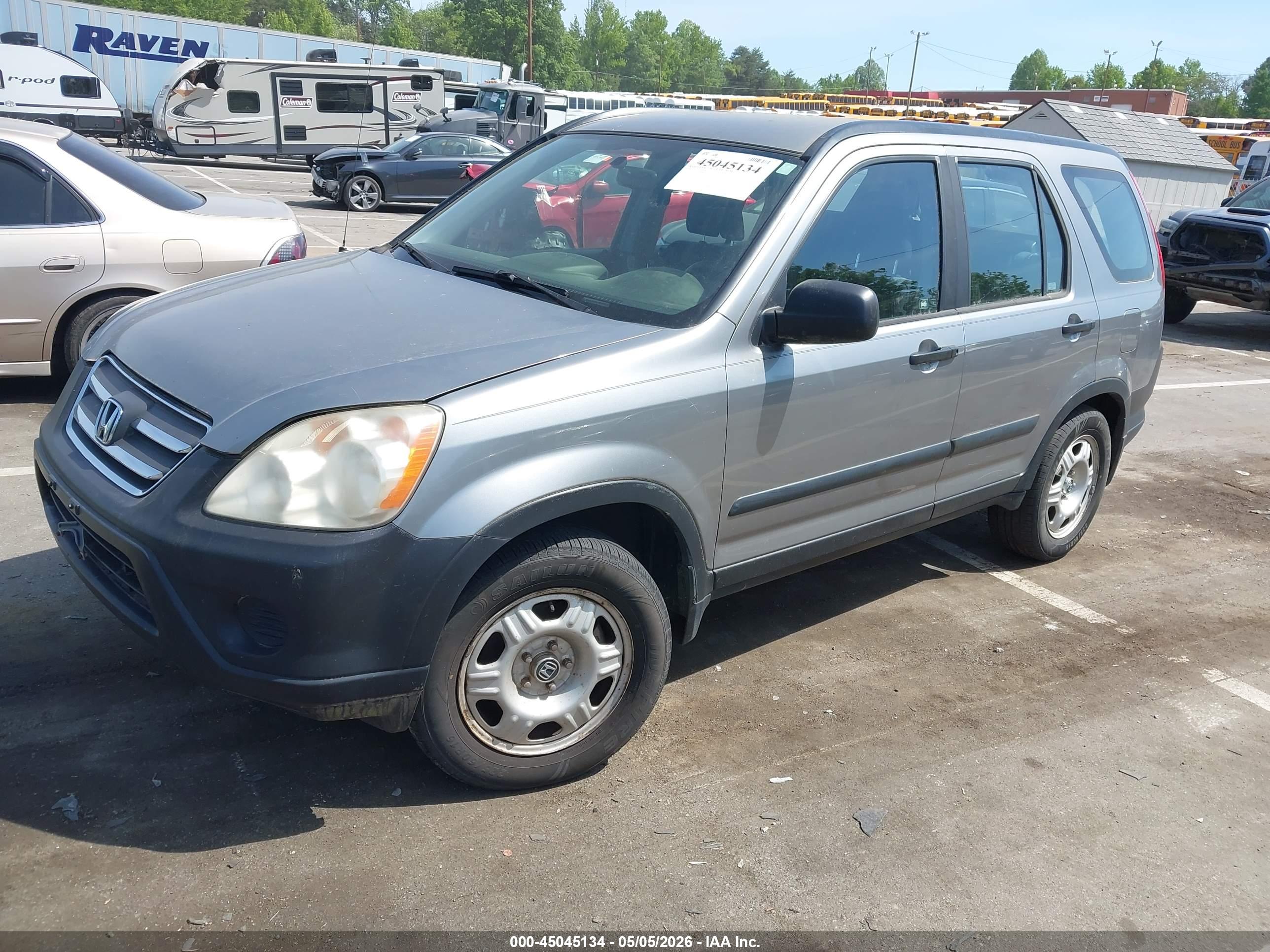 HONDA CR-V image 2