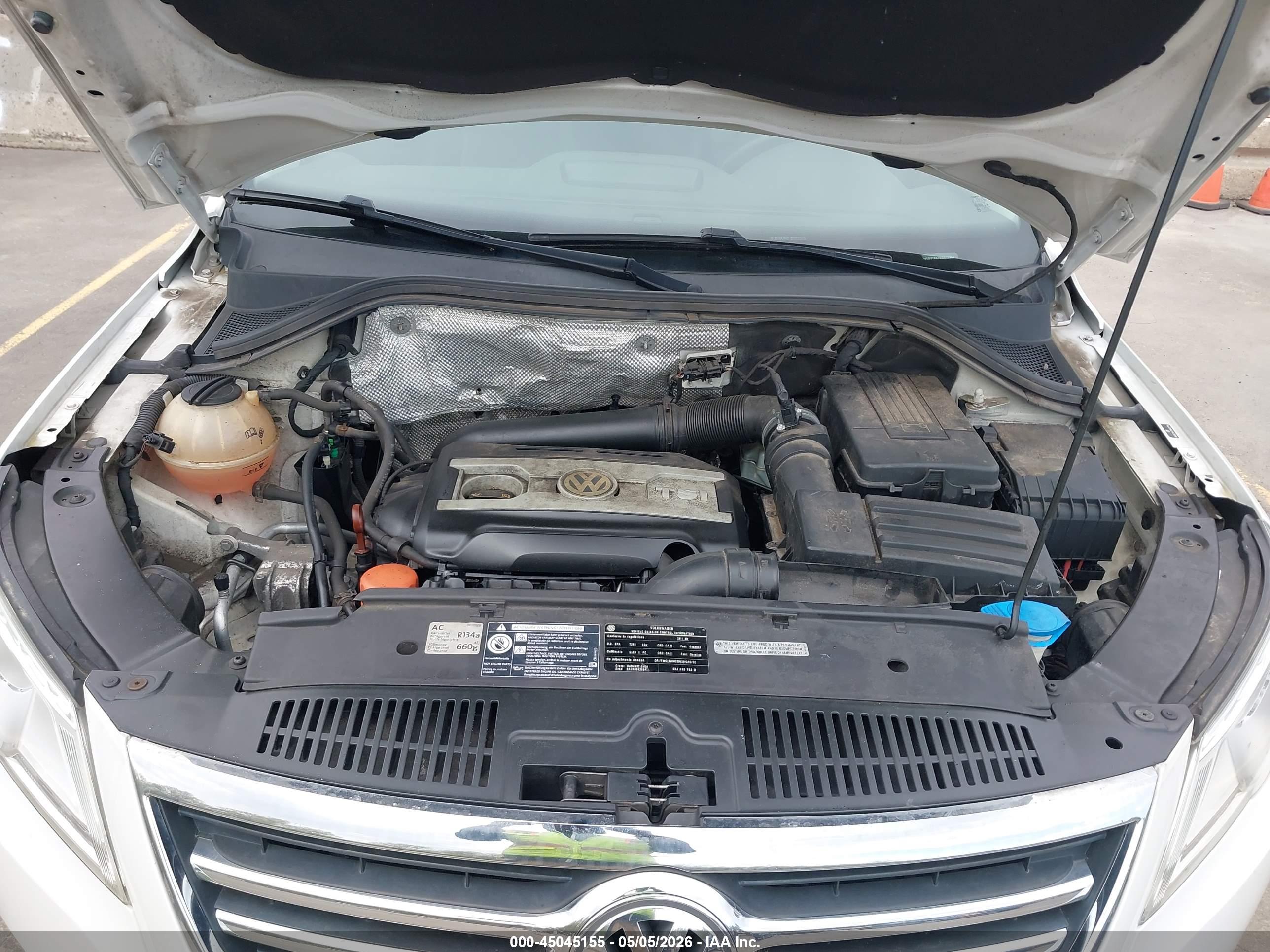 VOLKSWAGEN TIGUAN image 10