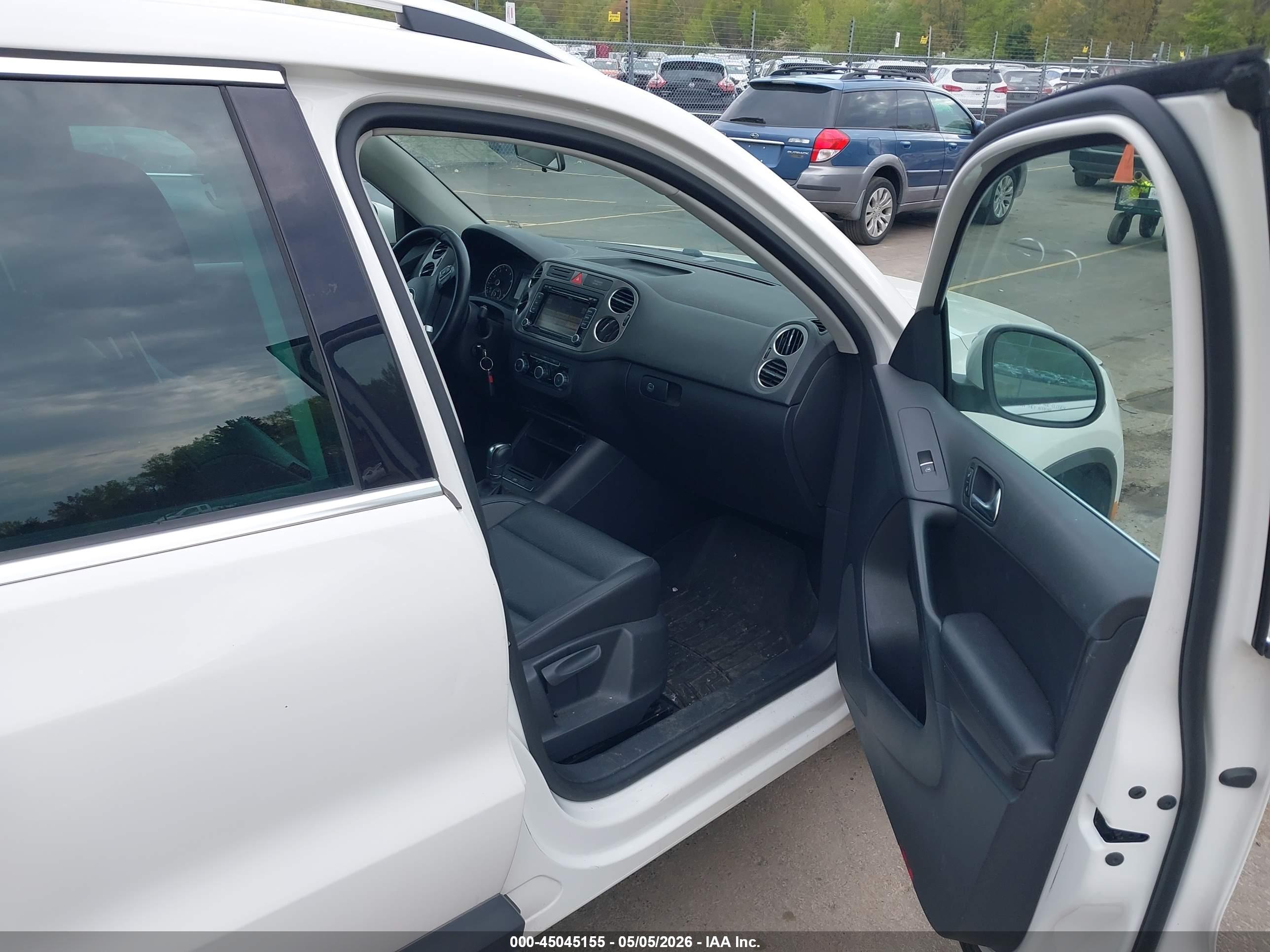 VOLKSWAGEN TIGUAN image 5