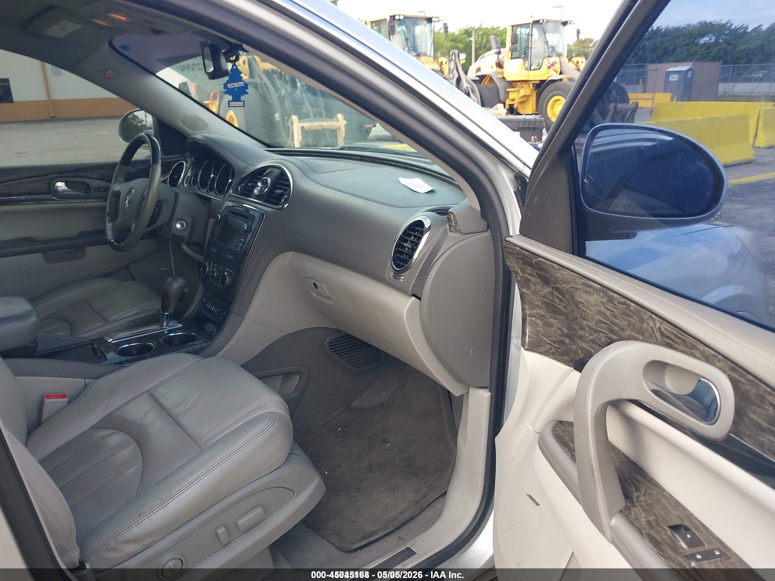 BUICK ENCLAVE image 5