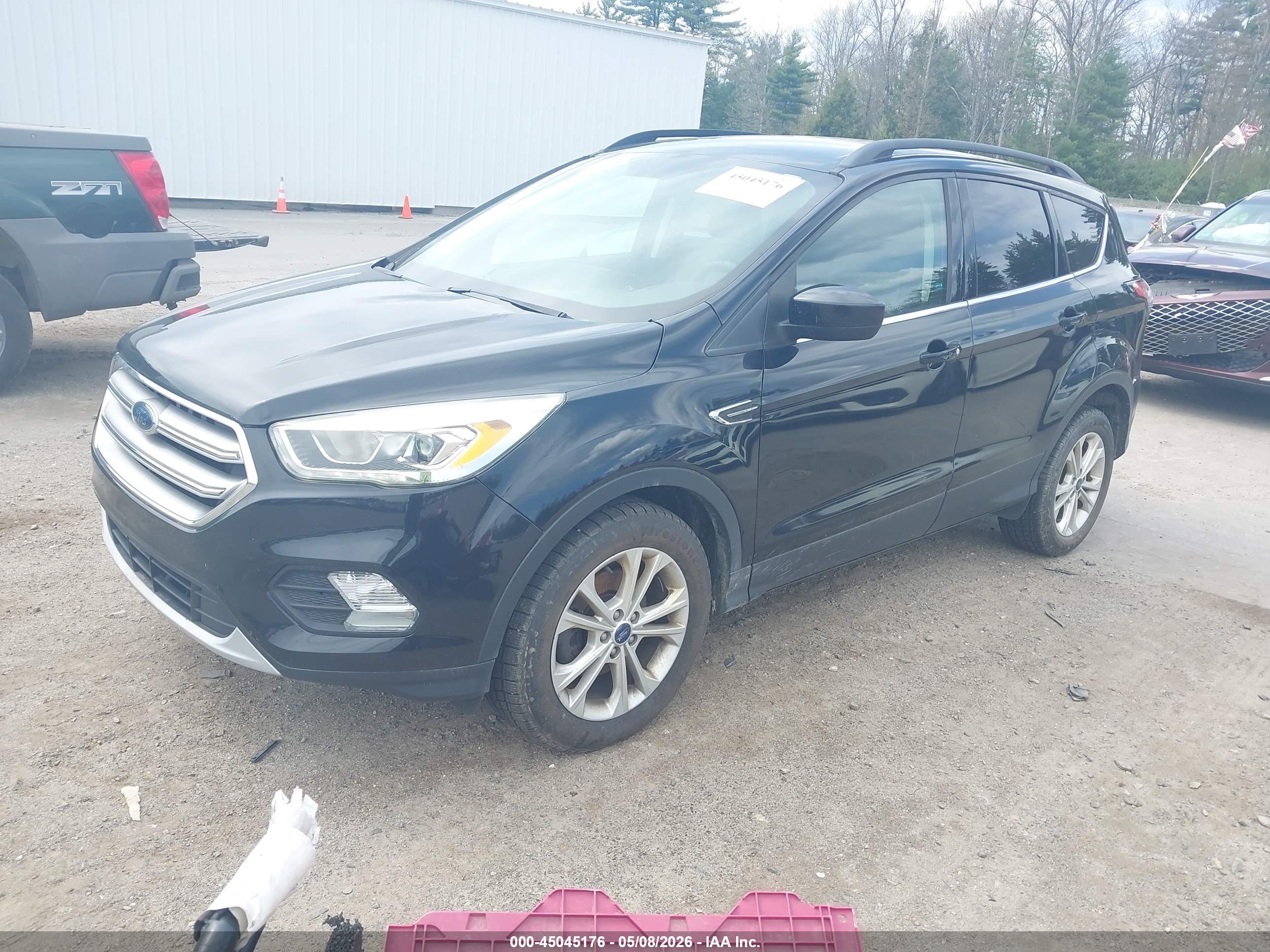 FORD ESCAPE image 2