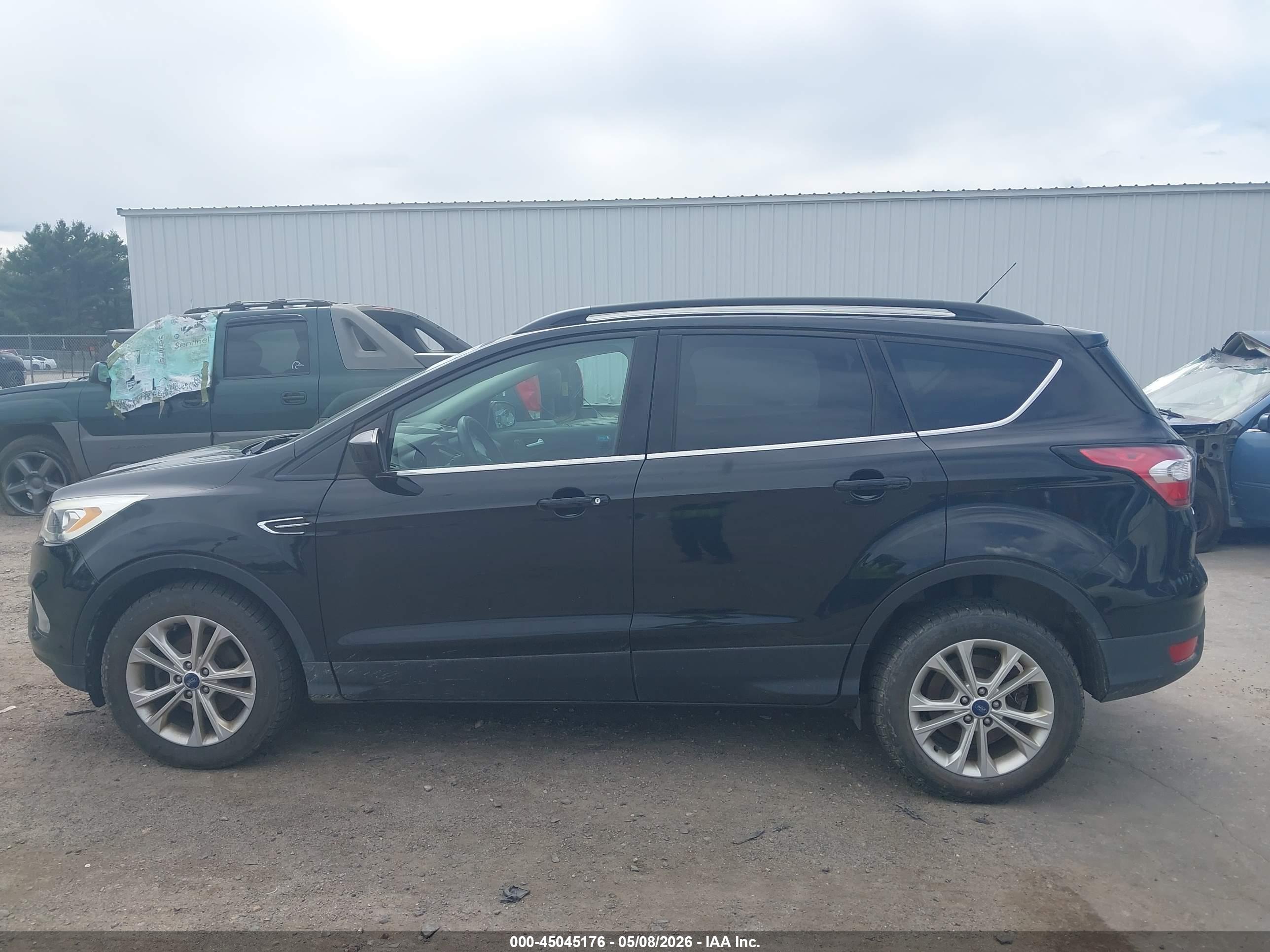FORD ESCAPE image 6