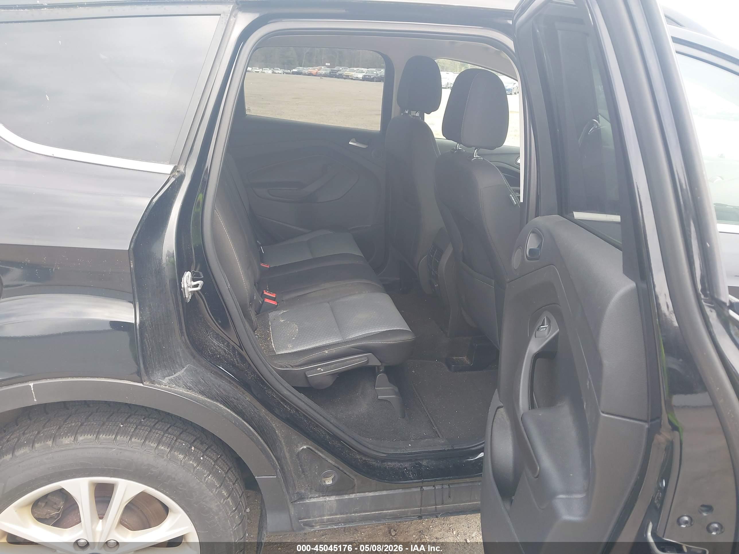 FORD ESCAPE image 8
