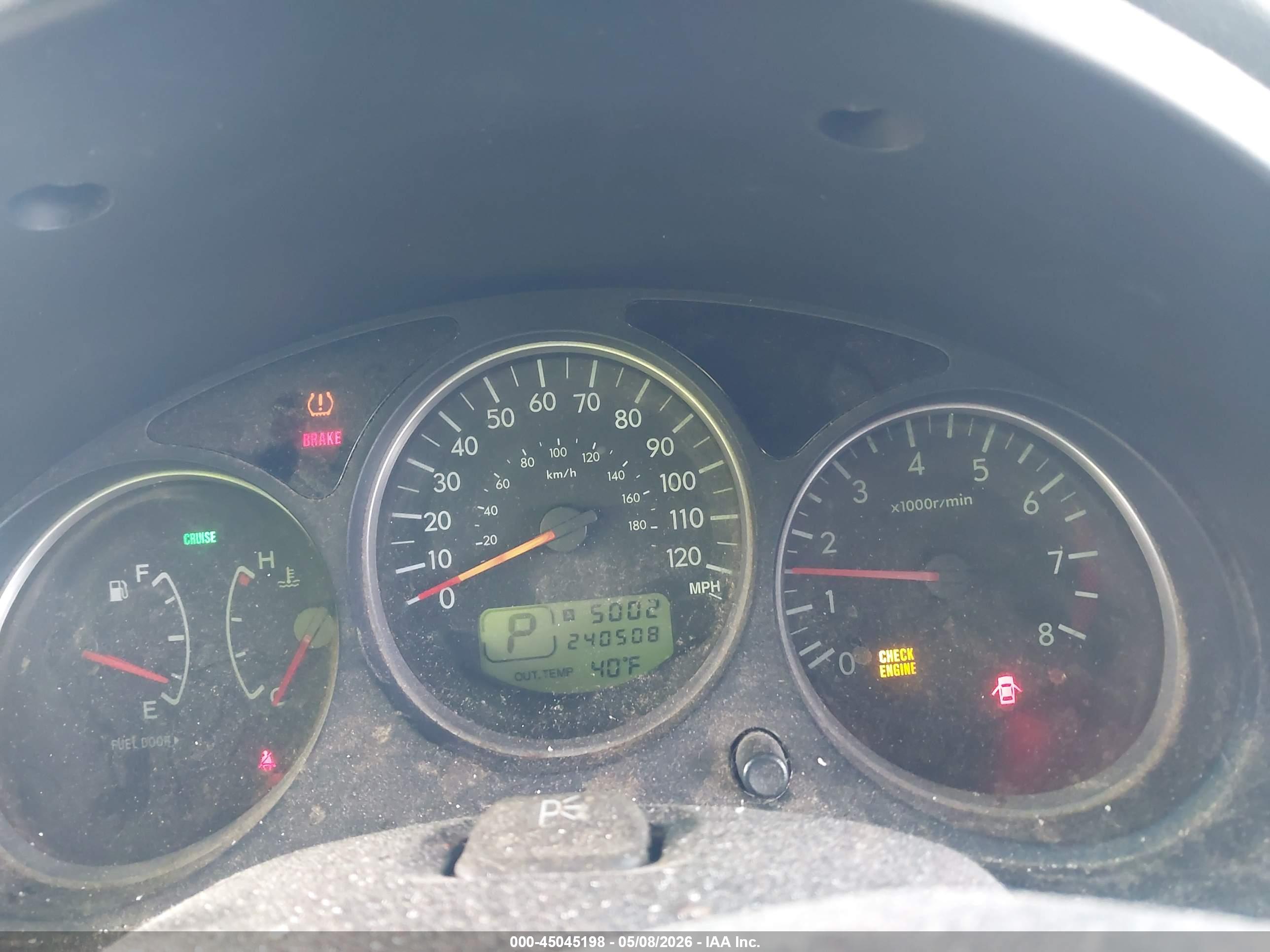 SUBARU FORESTER image 7