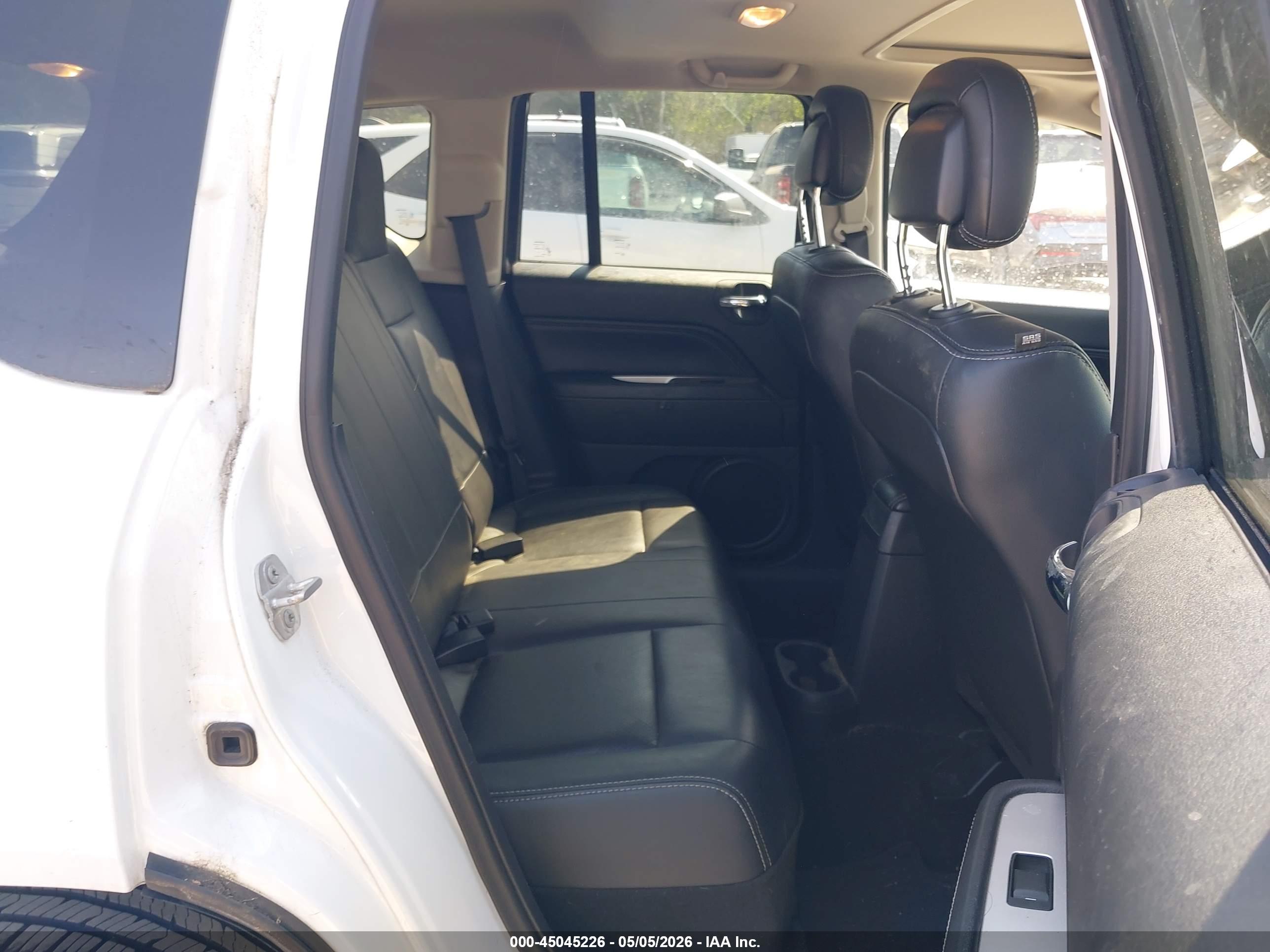 JEEP COMPASS image 8